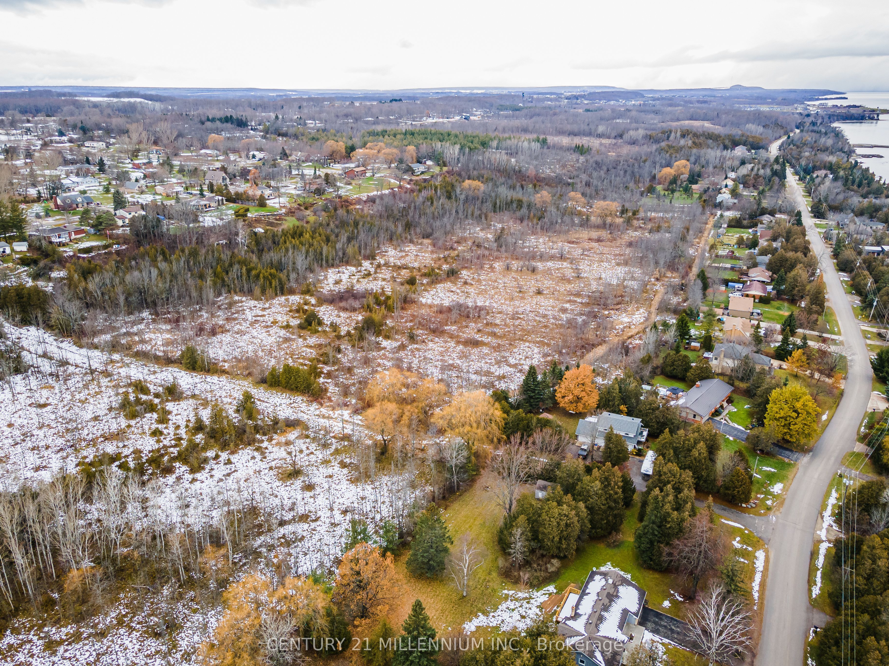 454 Balmy Beach Road