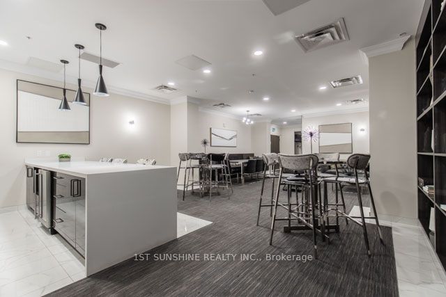 112 King Street E, #505