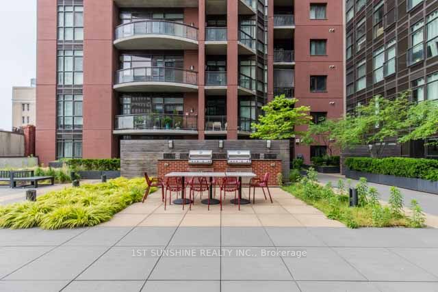 112 King Street E, #505