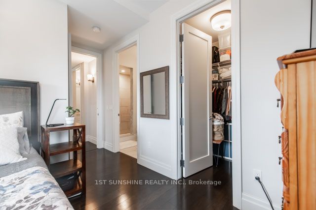 112 King Street E, #505