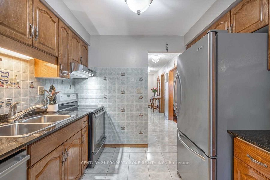 79 Lynnette Drive