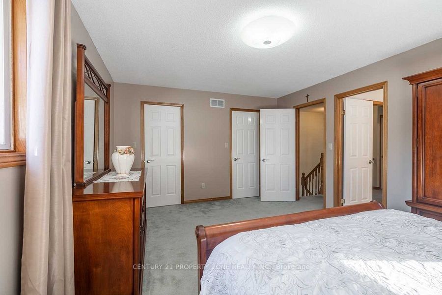 79 Lynnette Drive