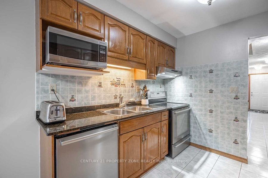 79 Lynnette Drive
