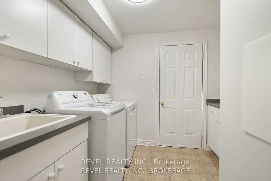 6839 Imperial Court