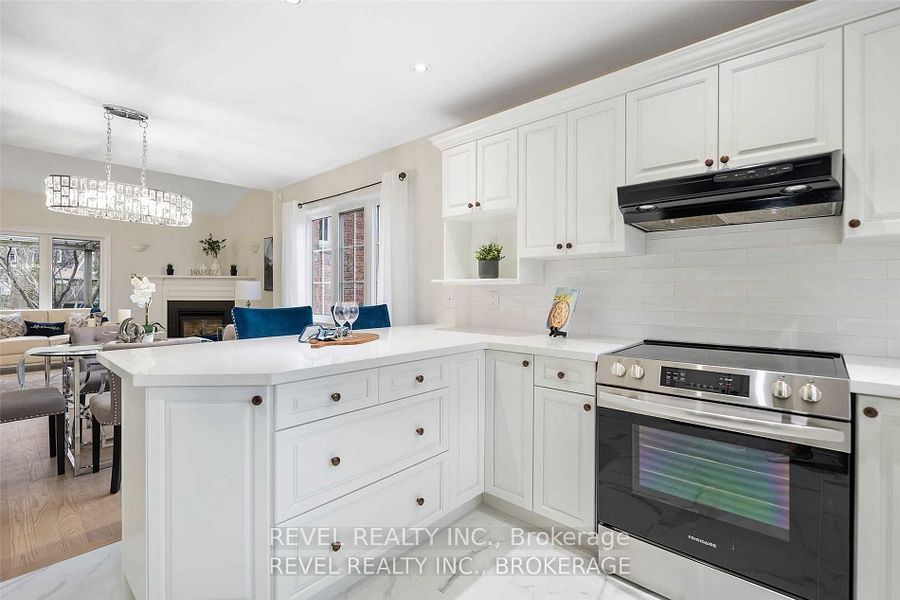 6839 Imperial Court