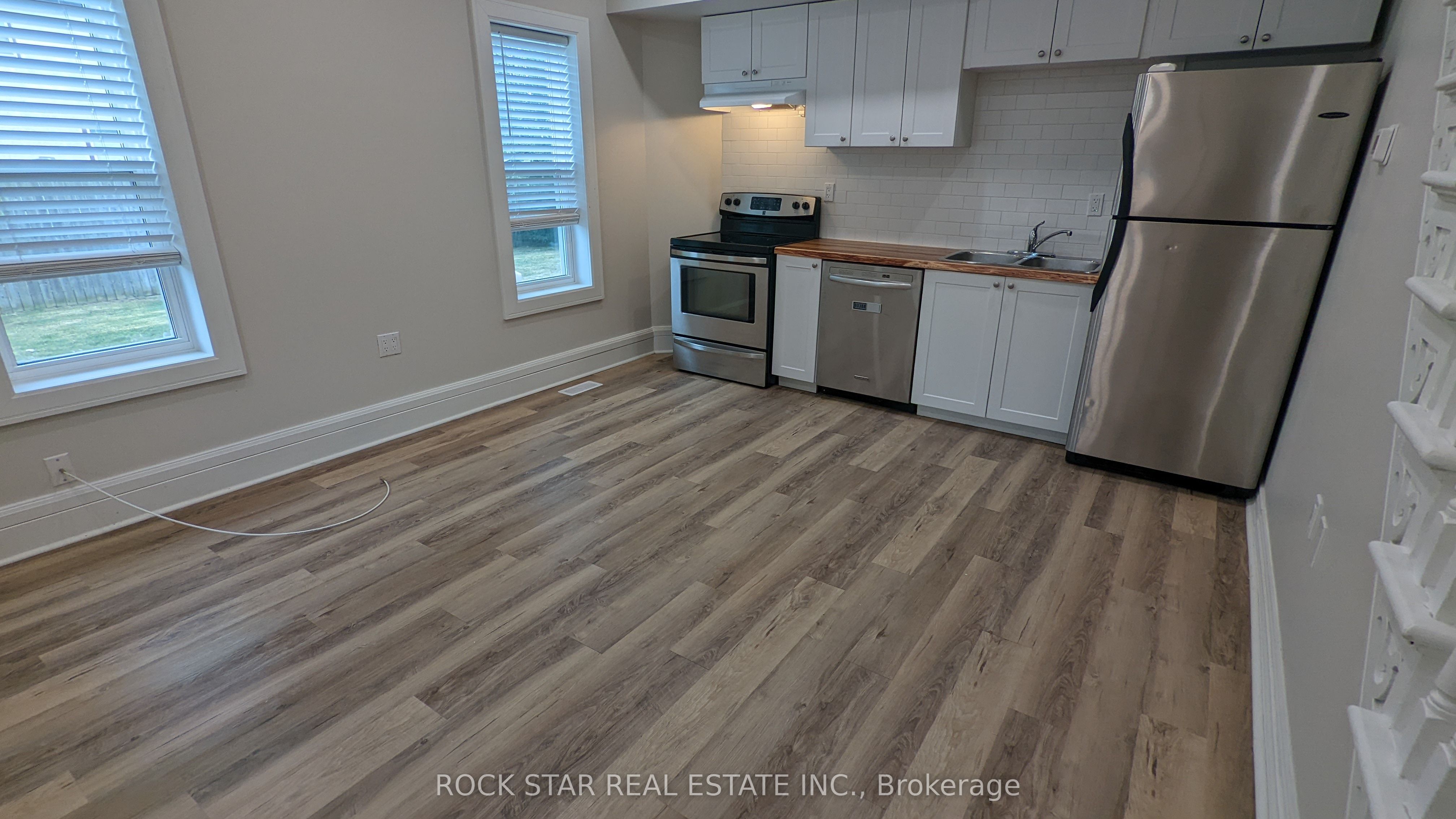 292 Fares Street