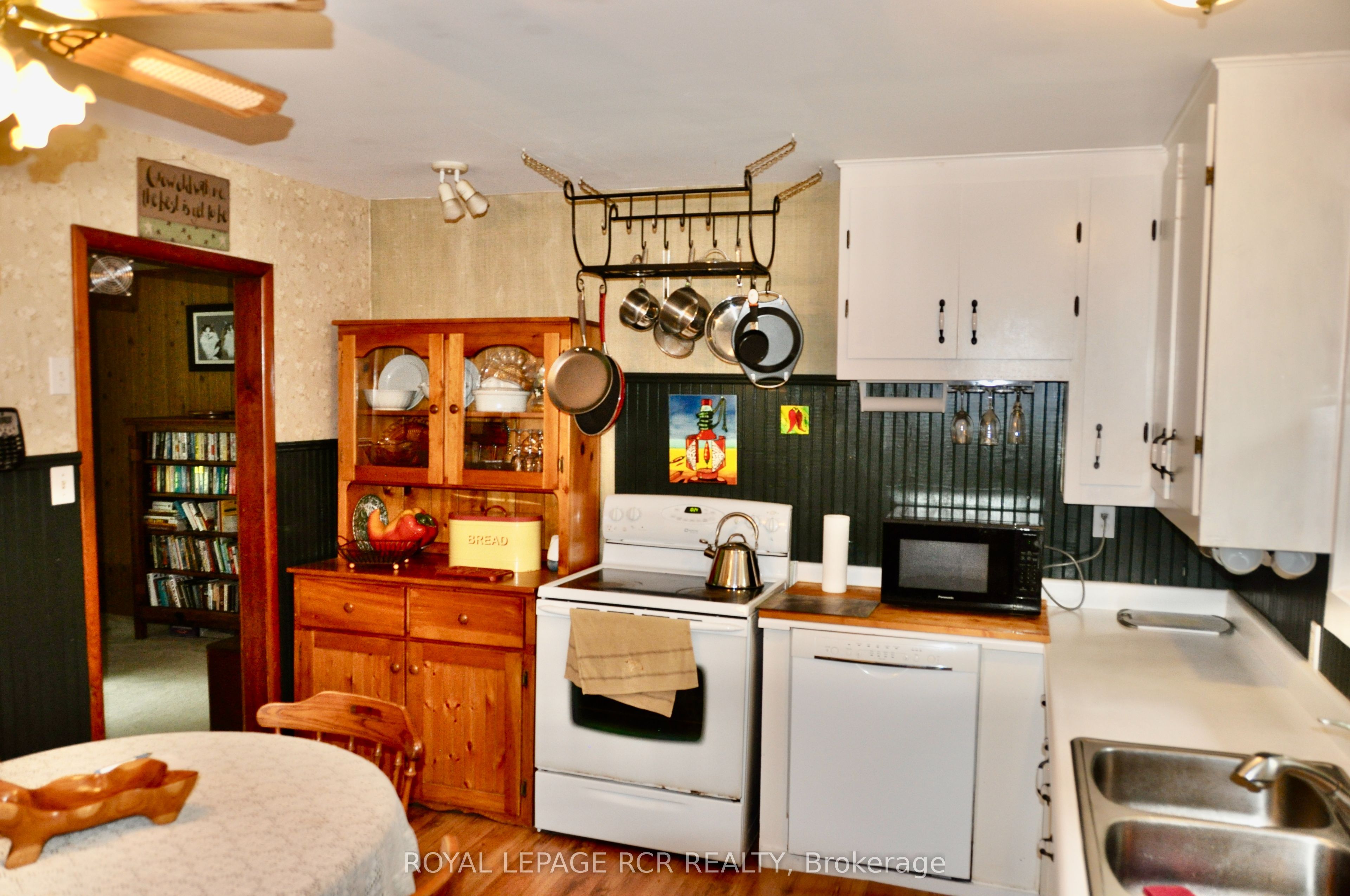 606095 River Road