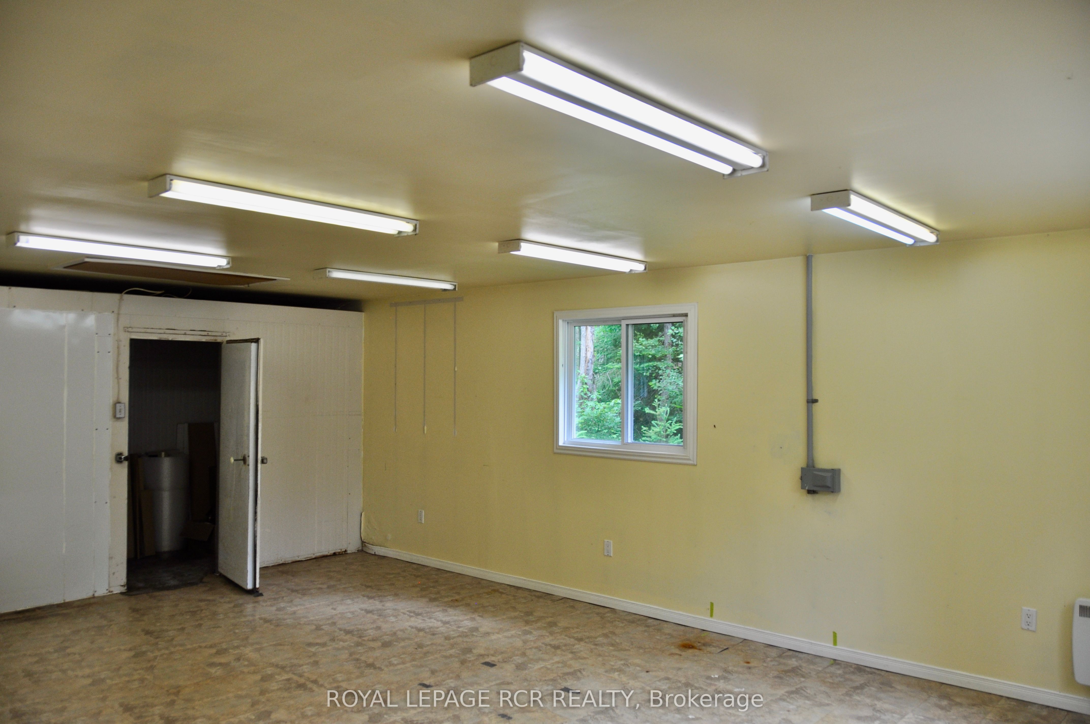 606095 River Road