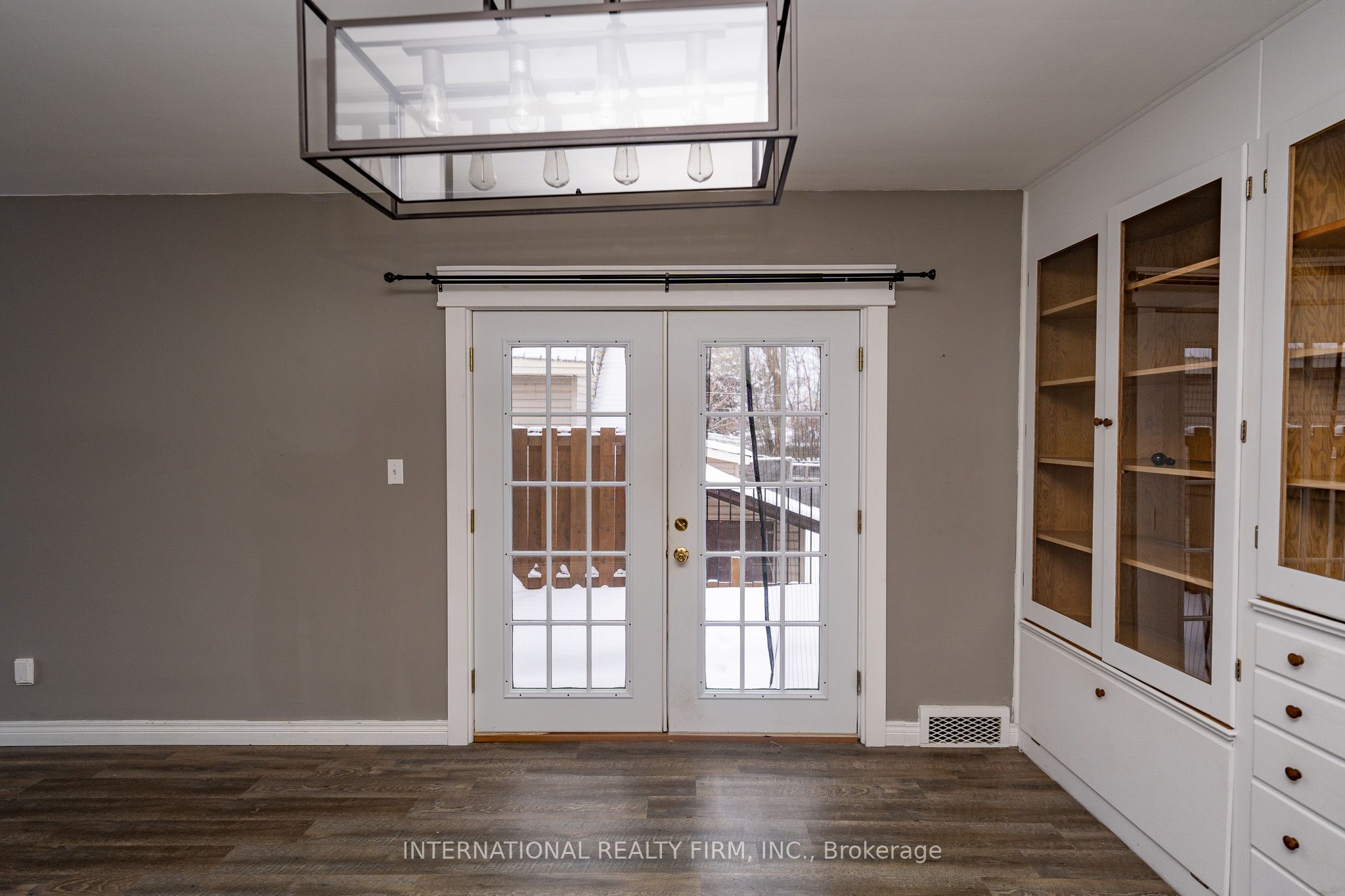 119 Salisbury Avenue