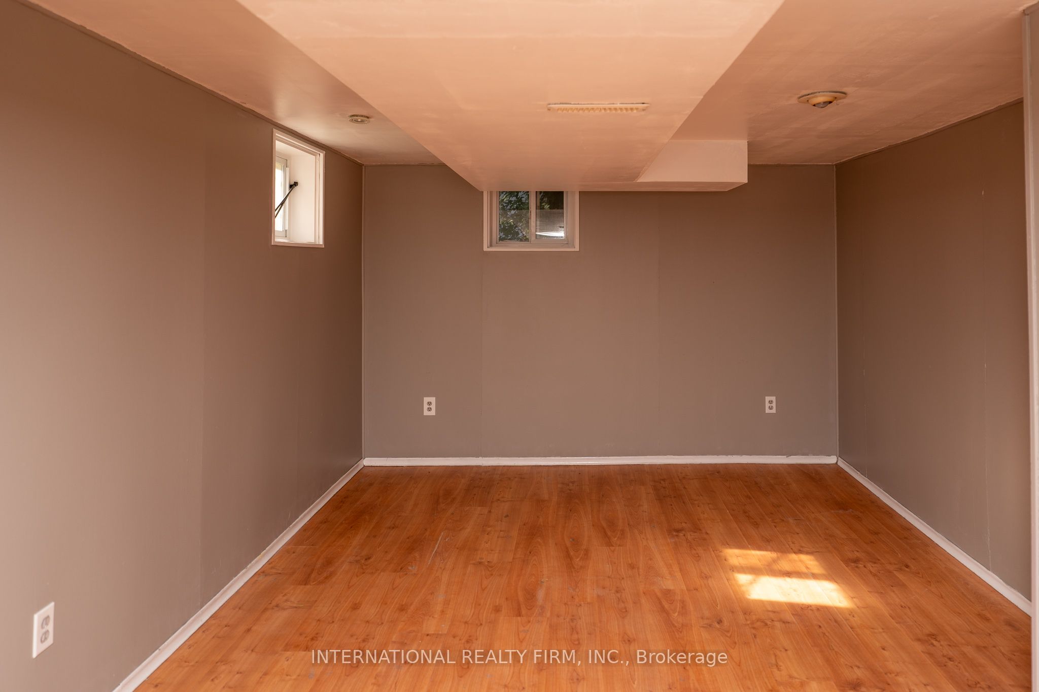 119 Salisbury Avenue
