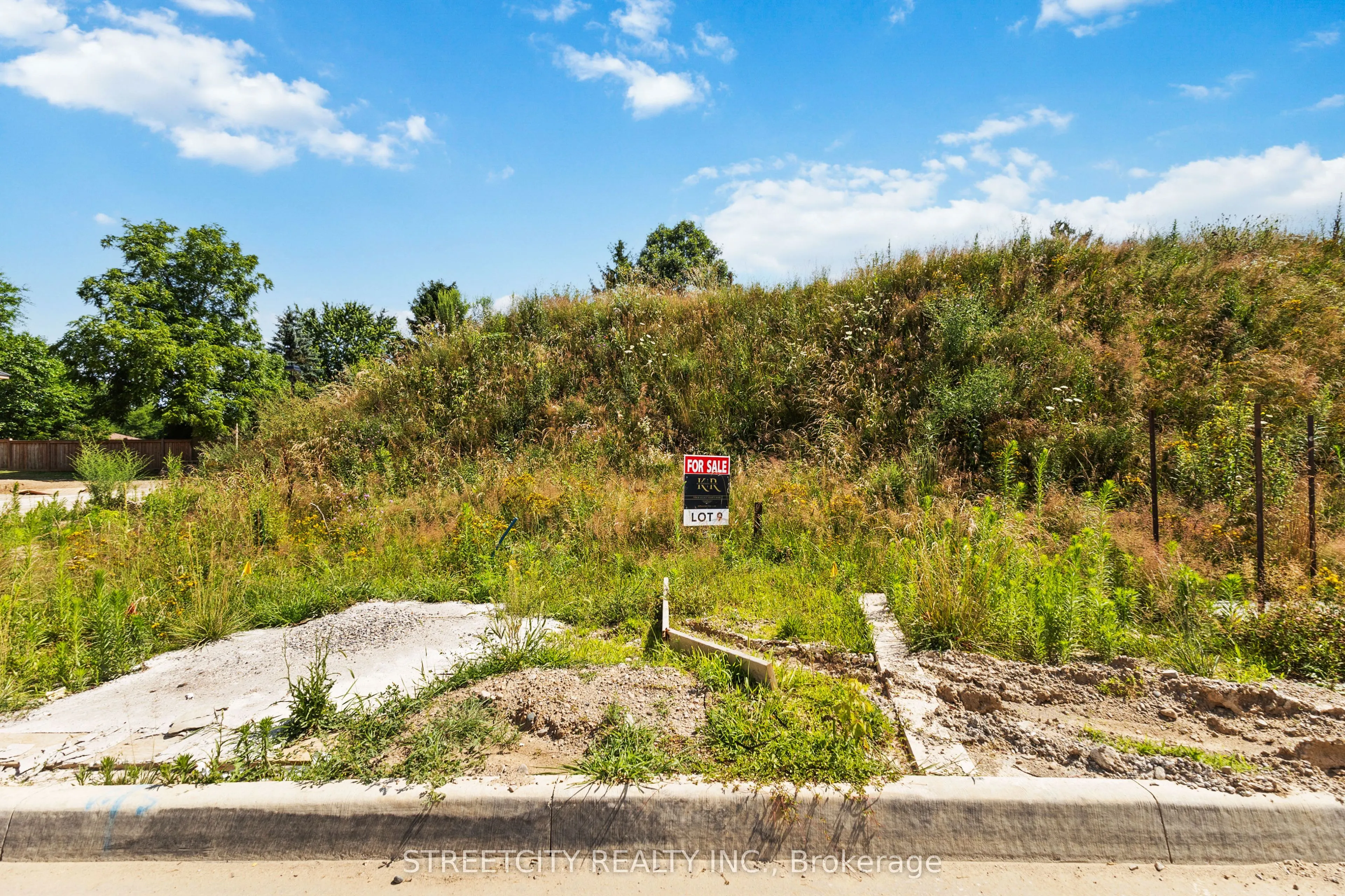 7100 Kilbourne Road, #9