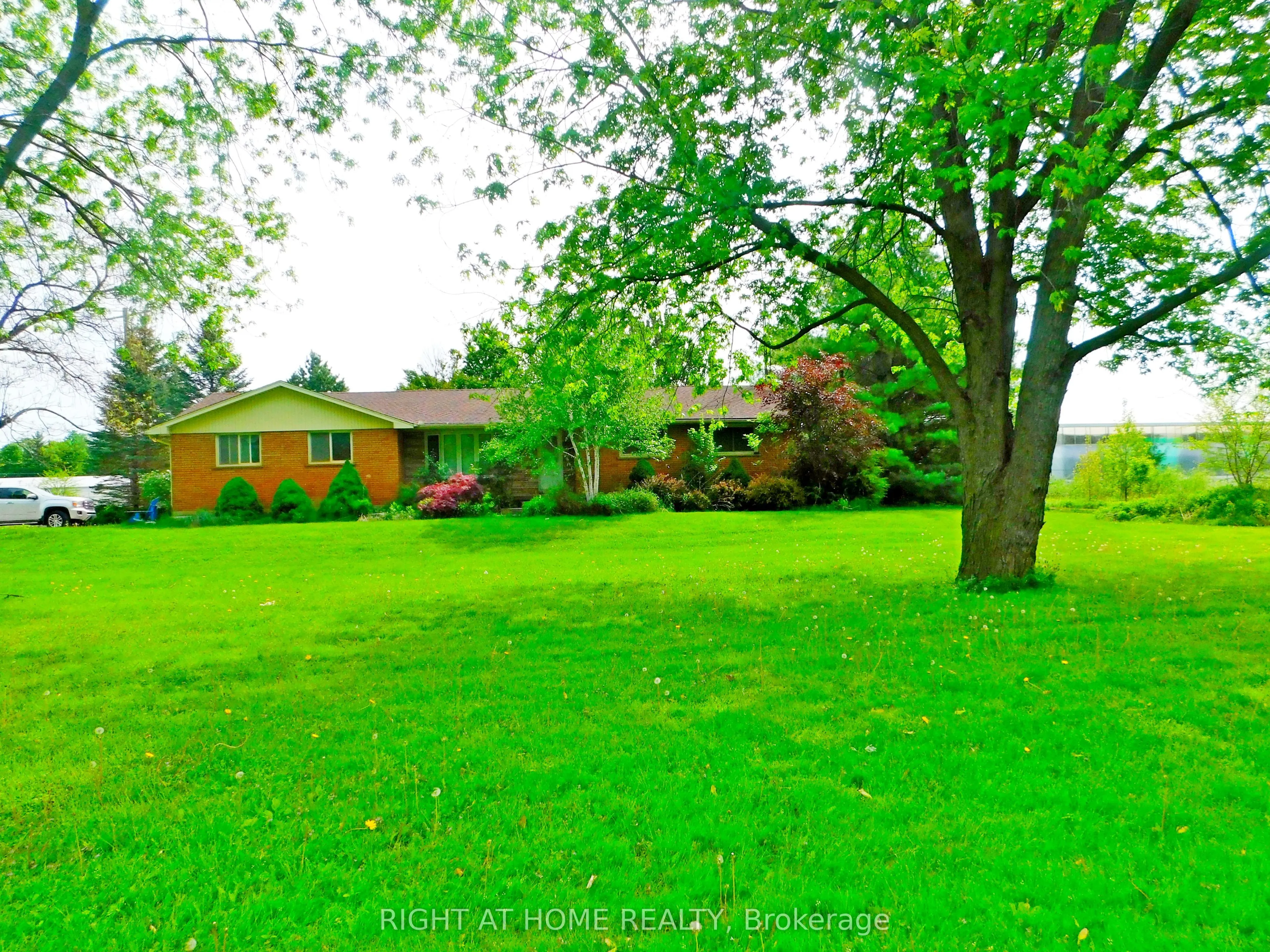 2492 Highway 24