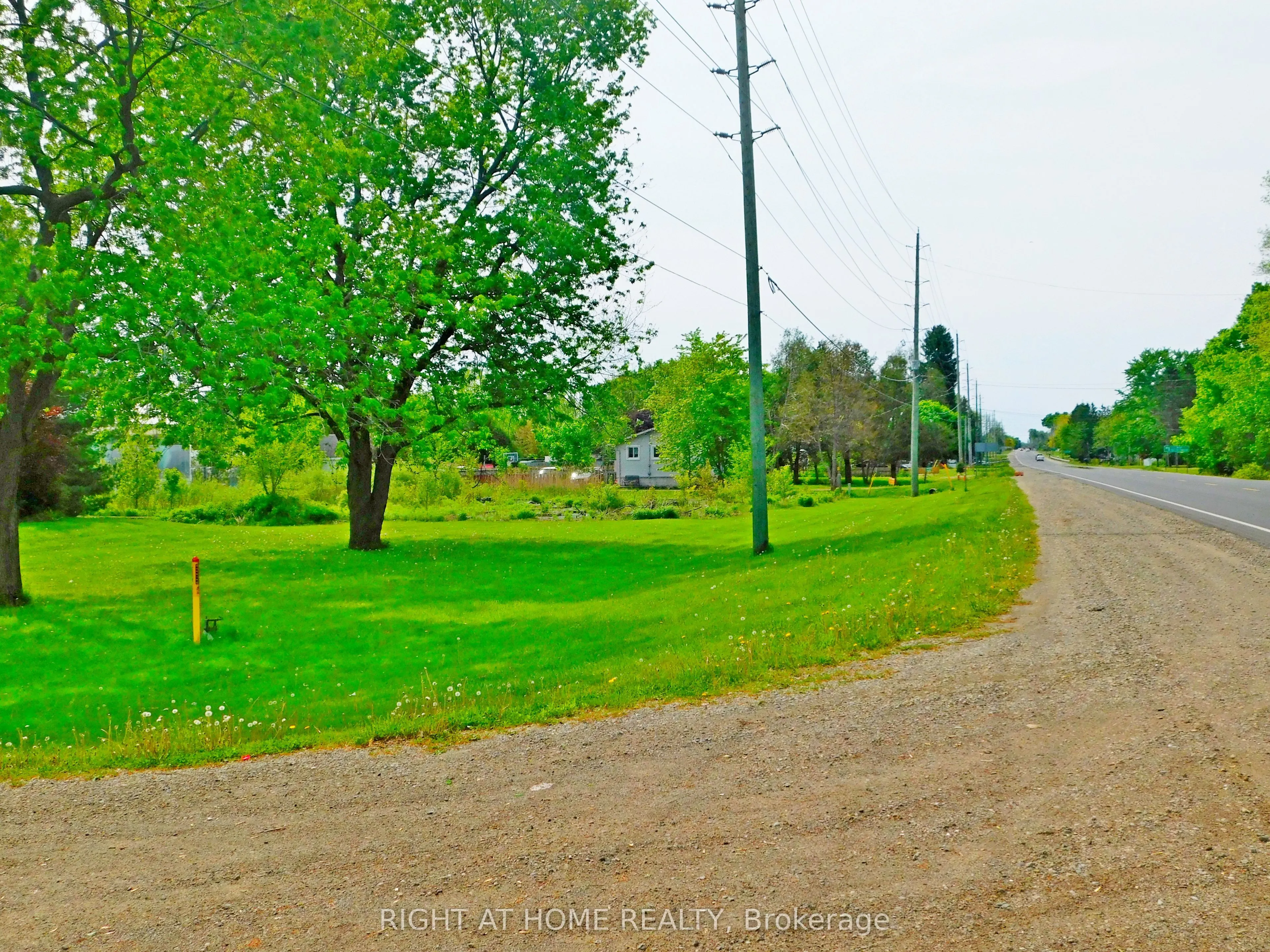 2492 Highway 24