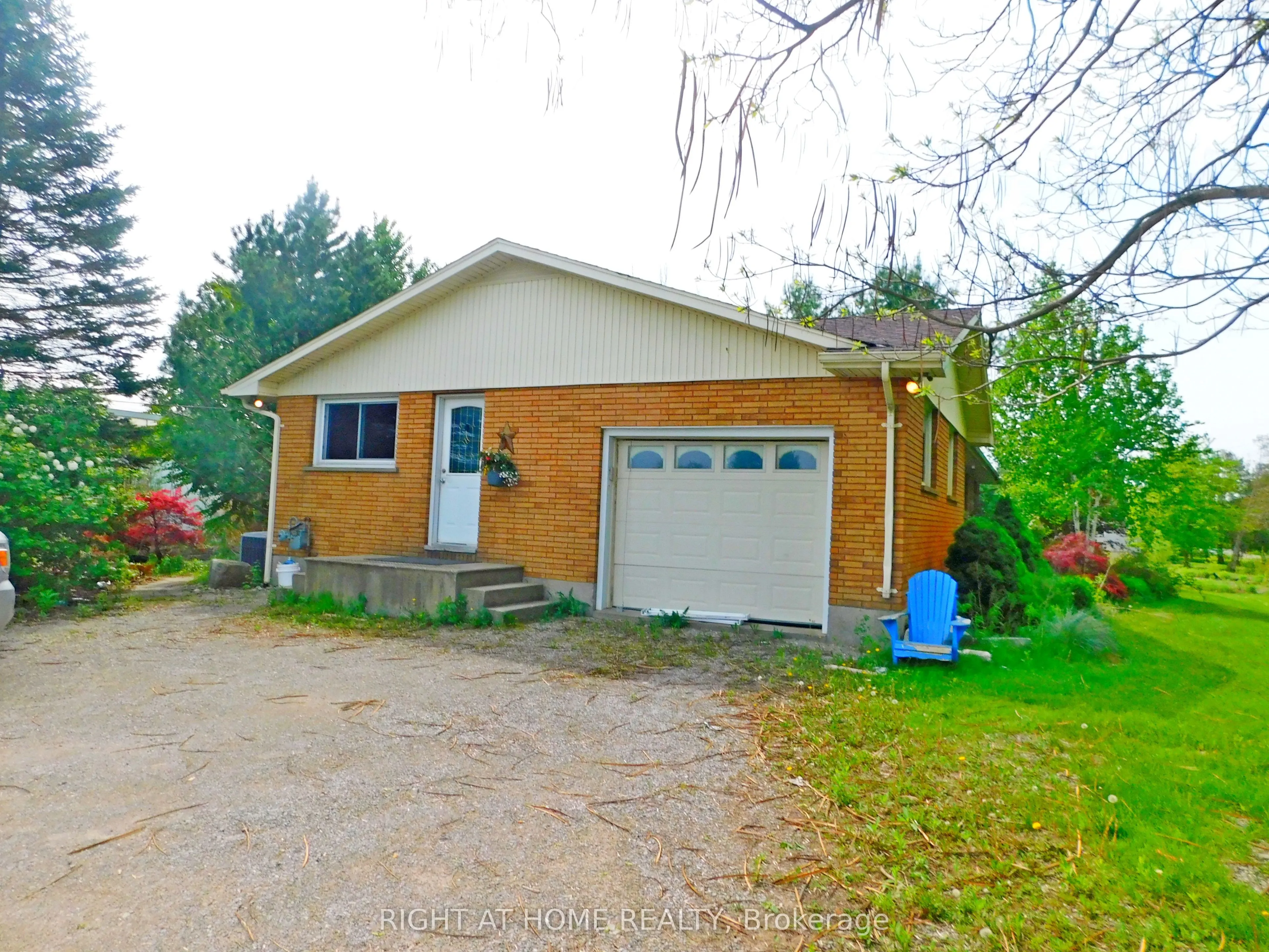 2492 Highway 24