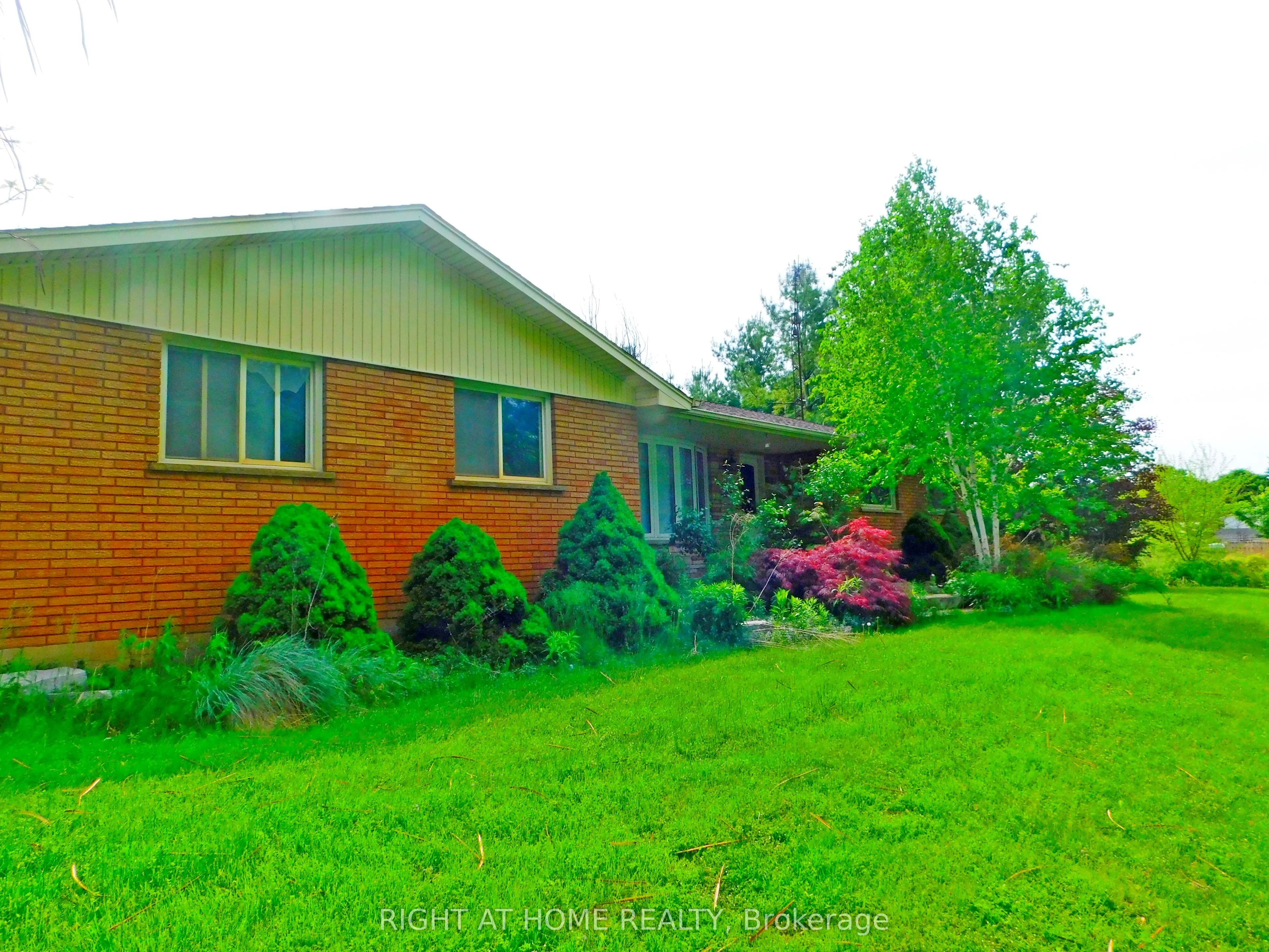2492 Highway 24