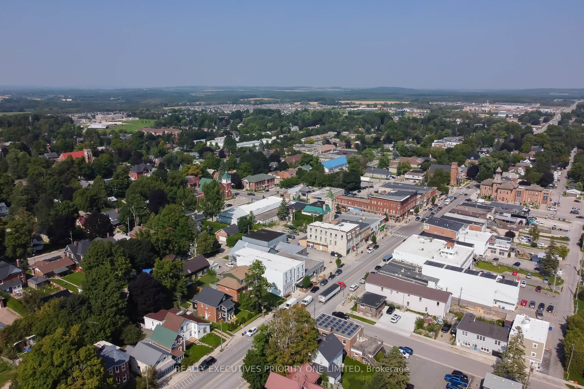 152 Main Street W