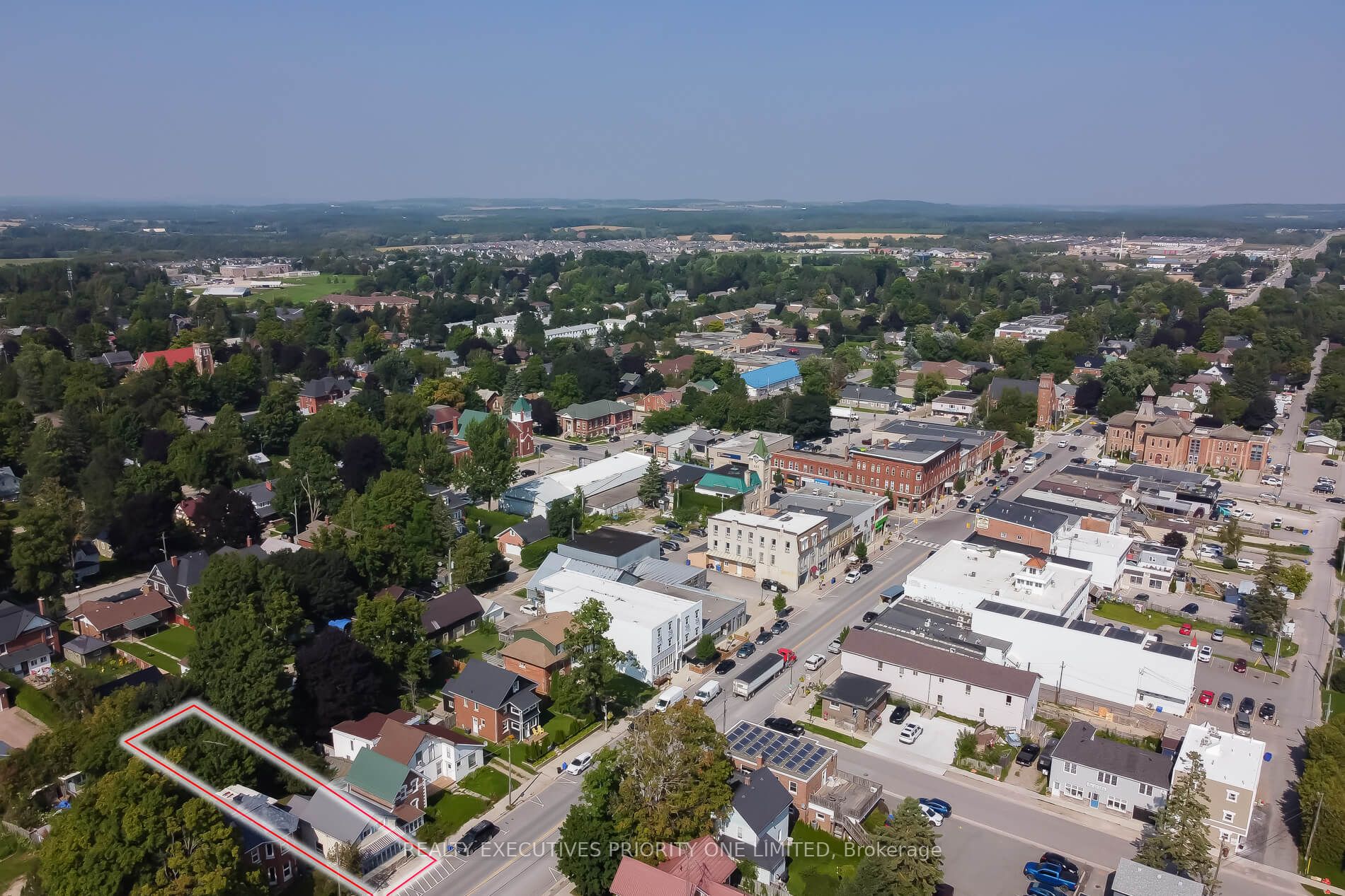 152 Main Street W