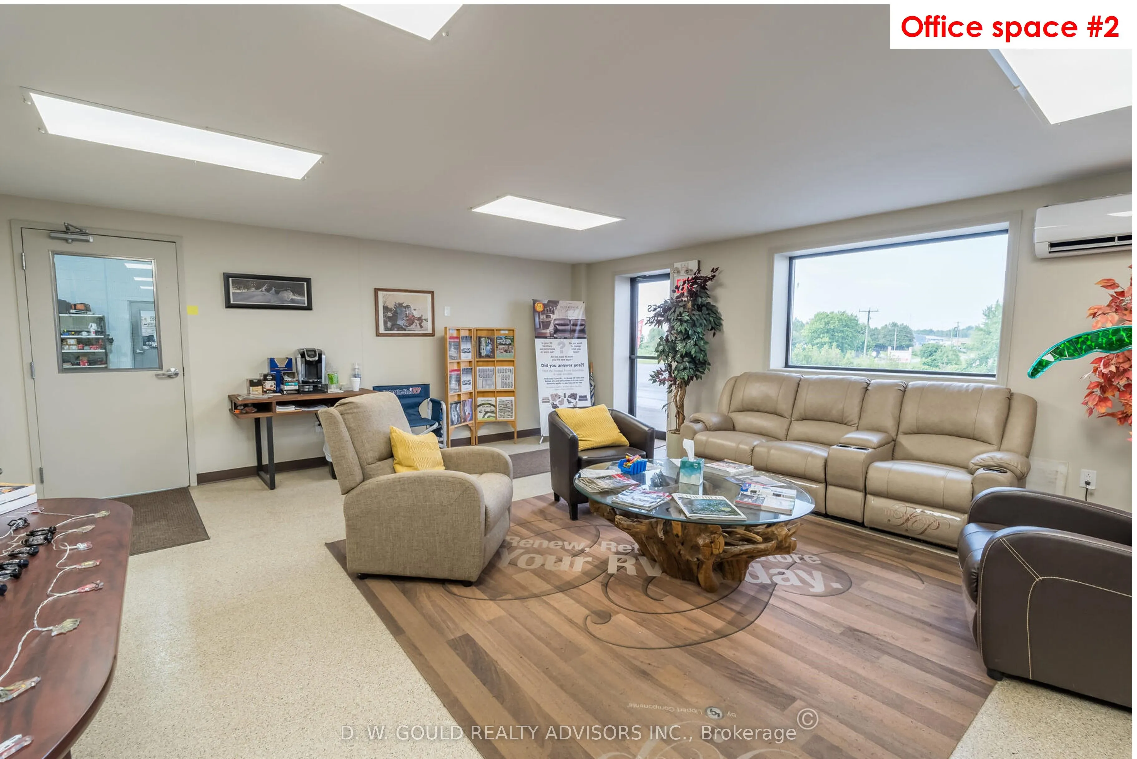 9577 Sideroad 17