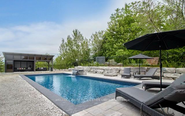 1257 Portage Road