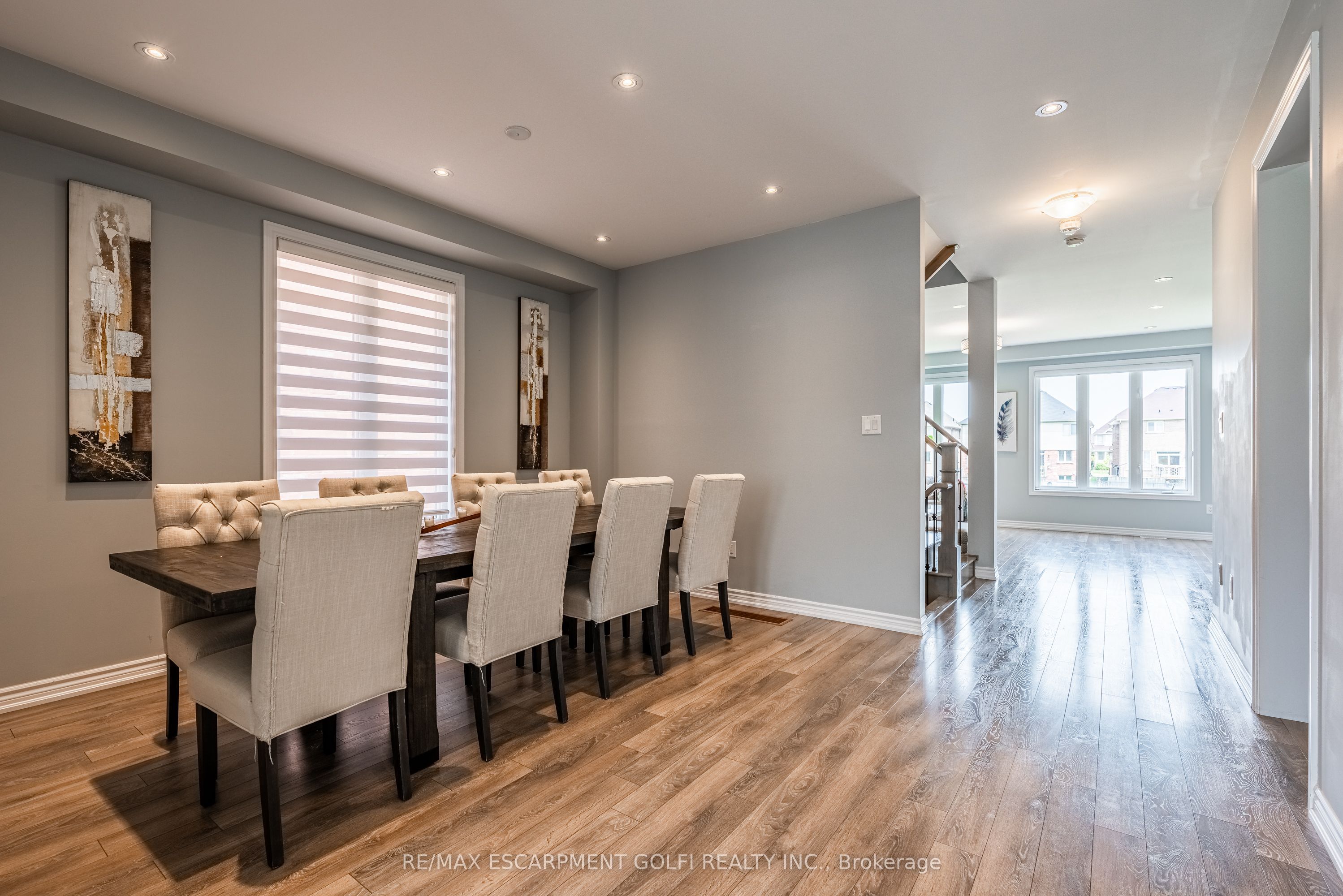 8445 Sweet Chestnut Drive