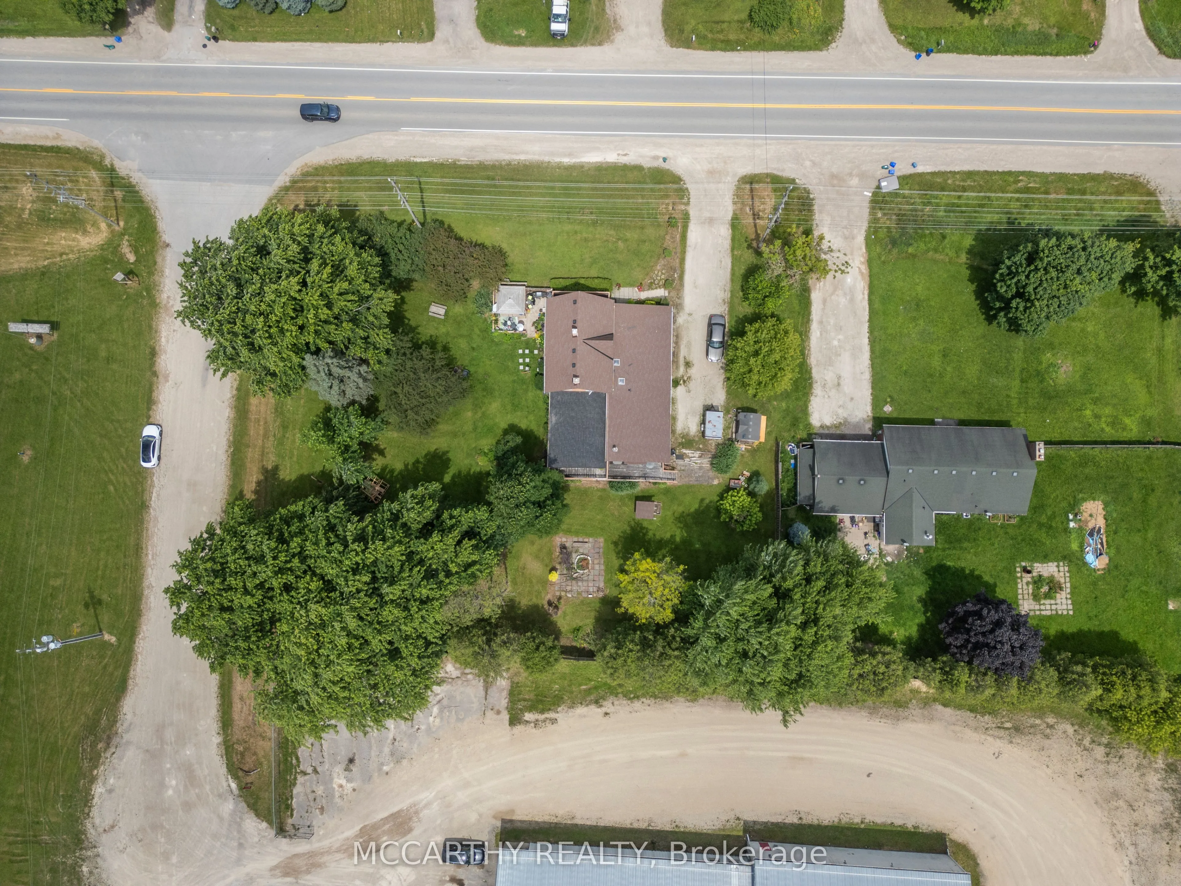 435 Main Street W
