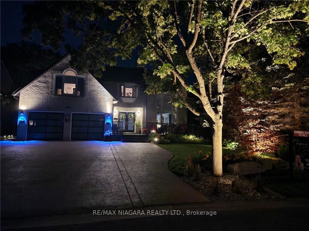 10 Meadowbrook Lane