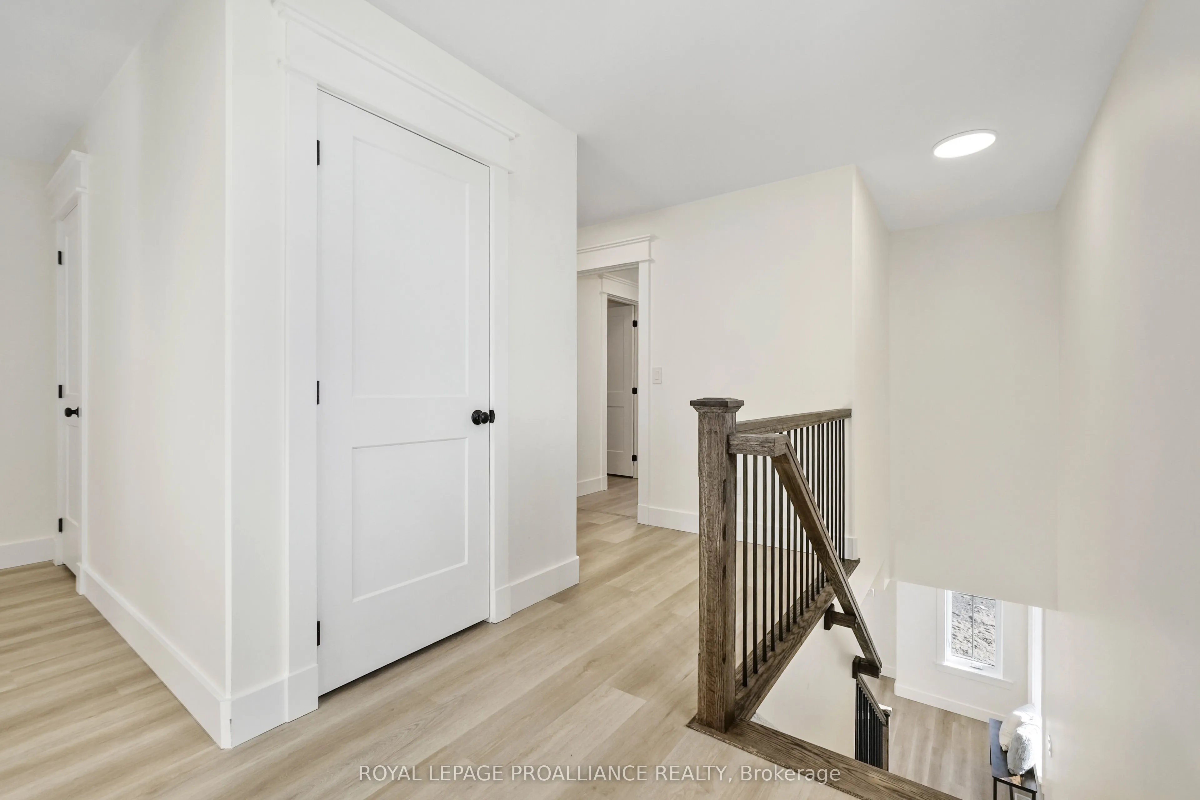 9 Hollingsworth Street