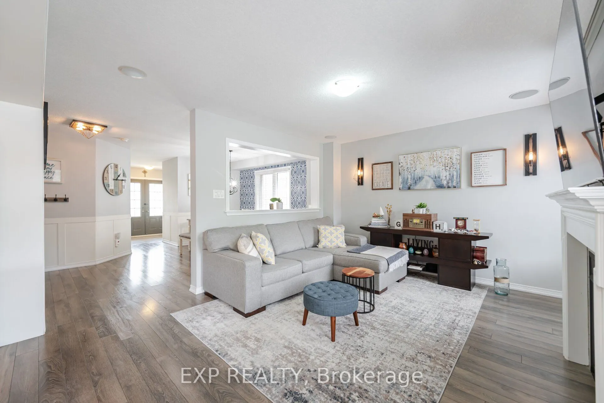 8769 Dogwood Crescent