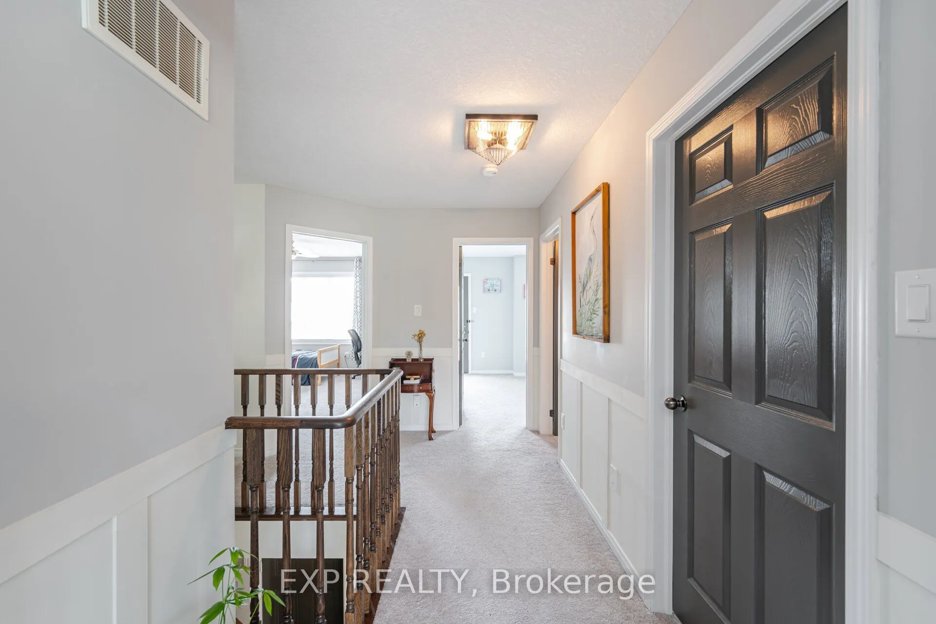 8769 Dogwood Crescent