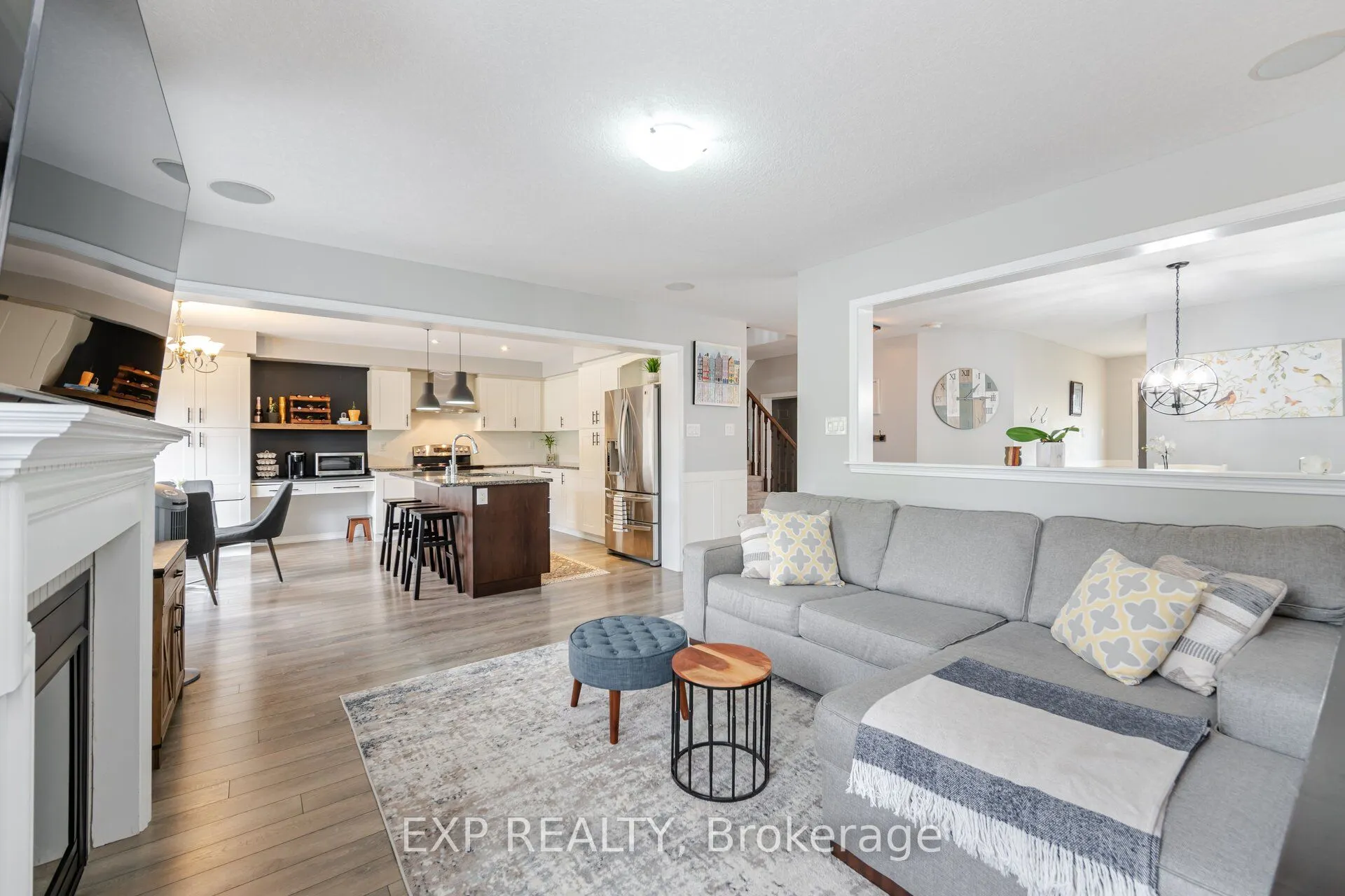8769 Dogwood Crescent