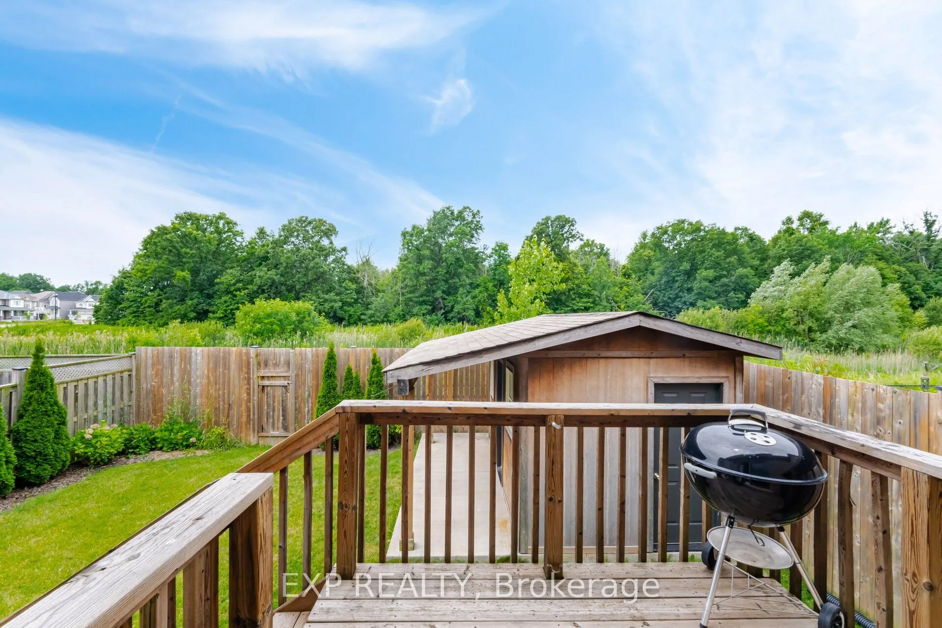 8769 Dogwood Crescent