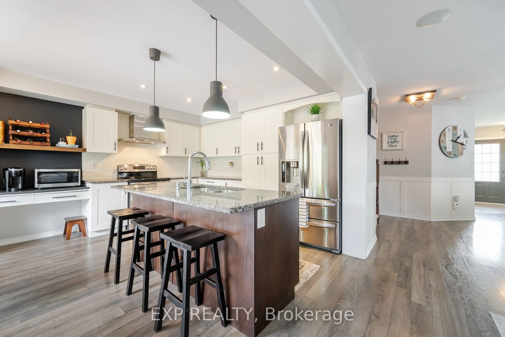 8769 Dogwood Crescent