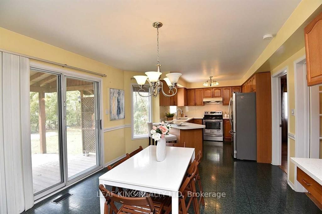 102 Huntingwood Avenue