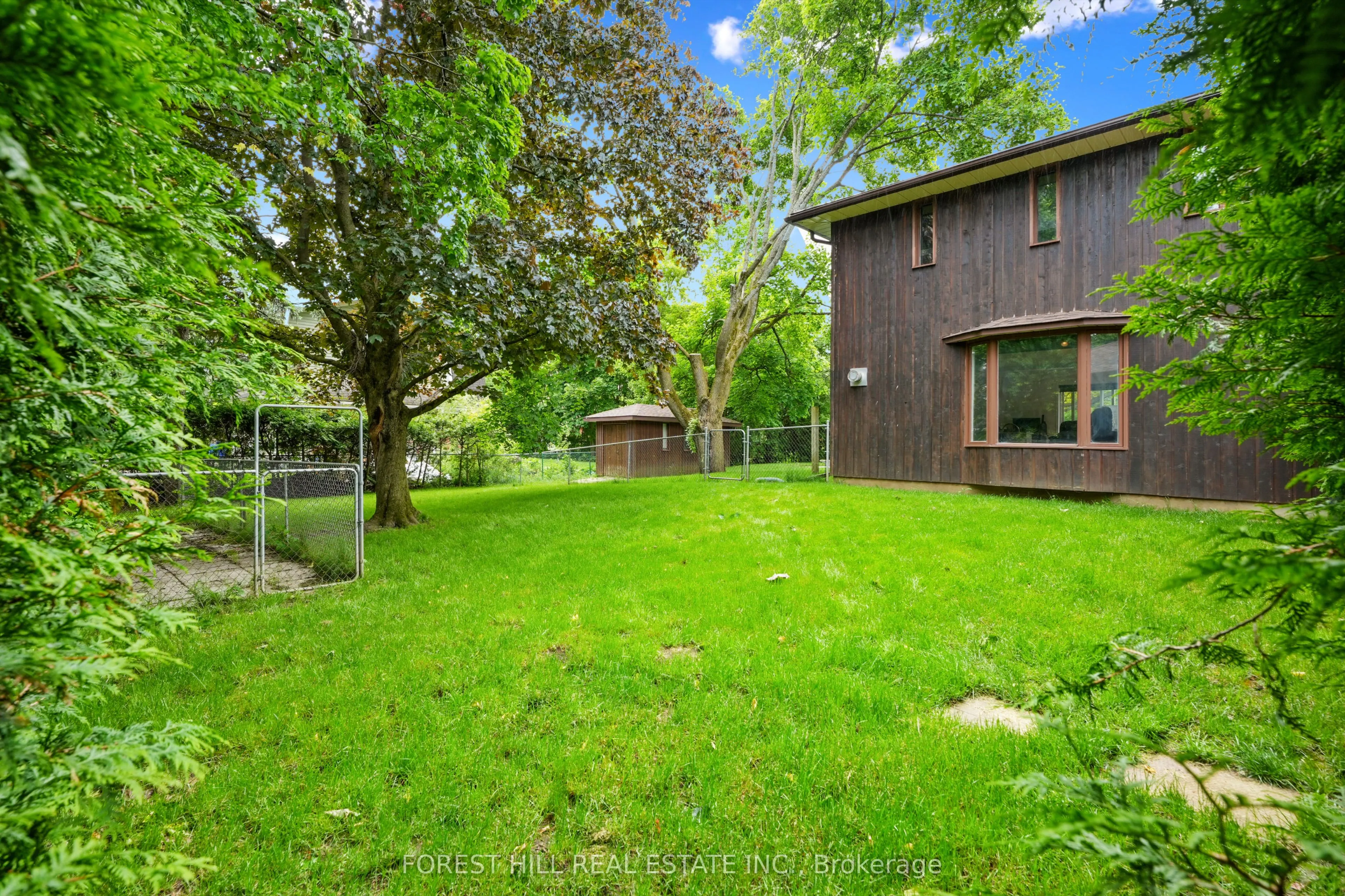 285 Cottonwood Dr