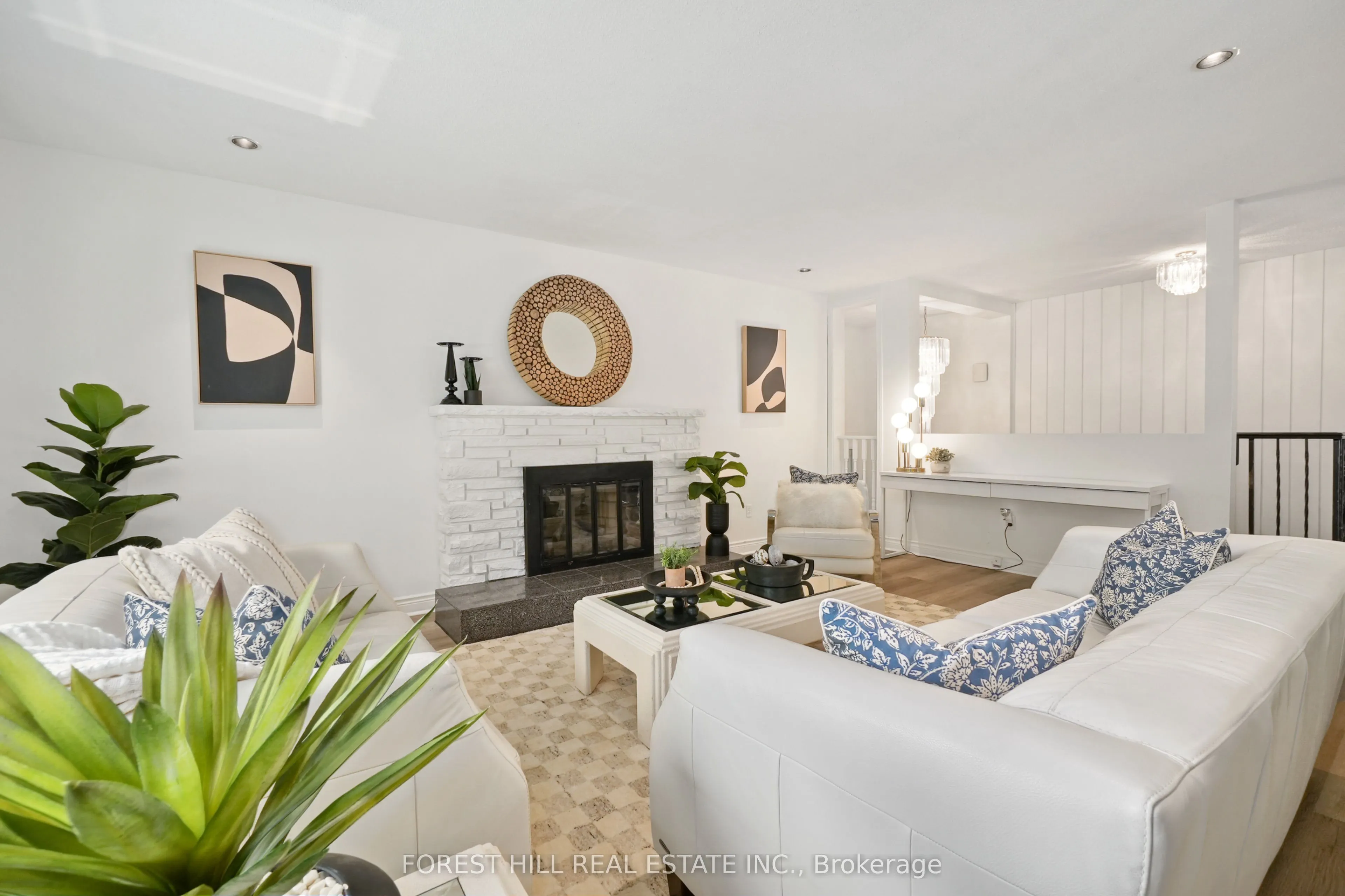 285 Cottonwood Dr