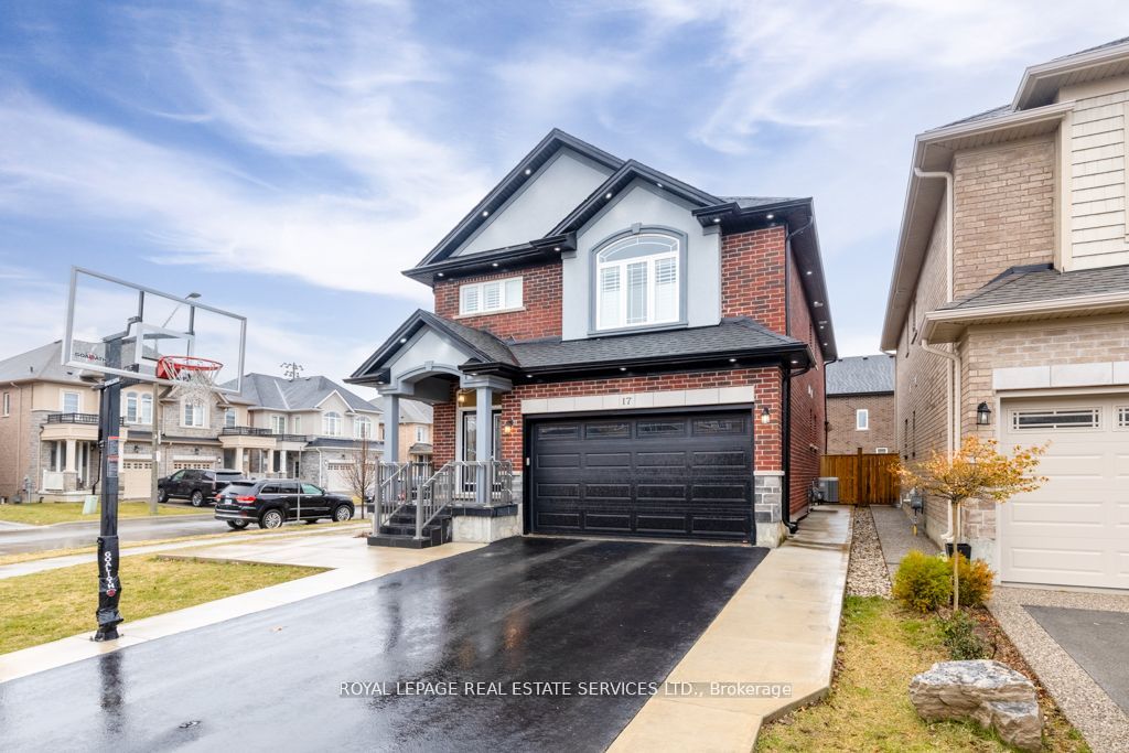 17 Narbonne Crescent