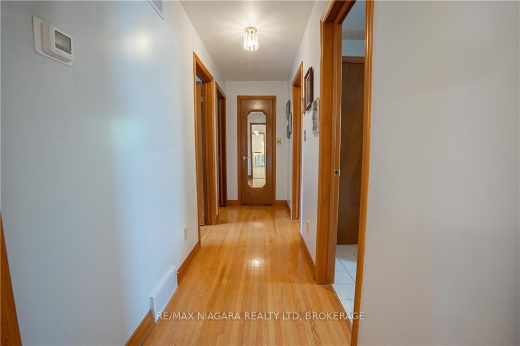 12 Fern Gate