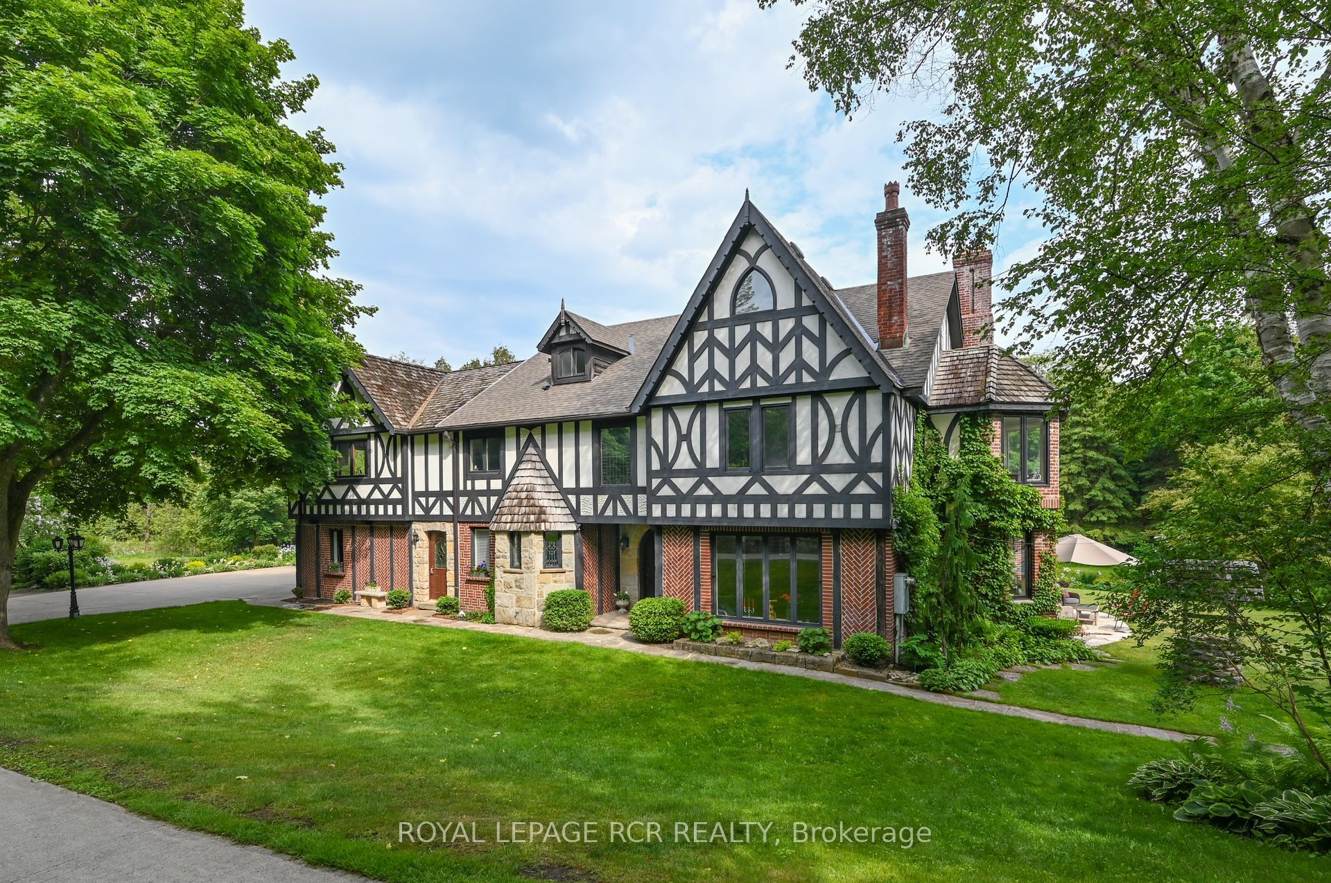 307466 Hockley Road