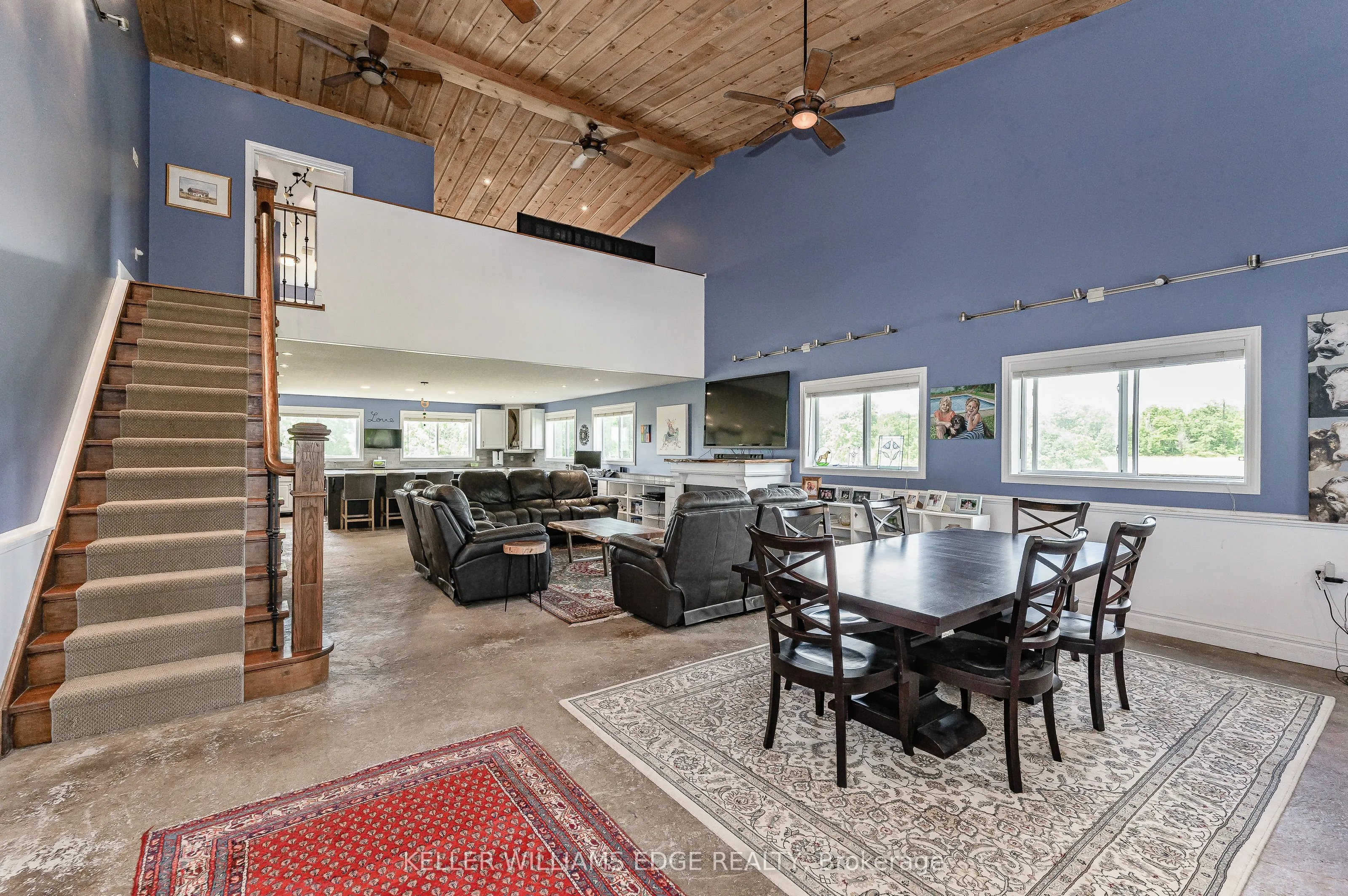 1291 Old Highway 8