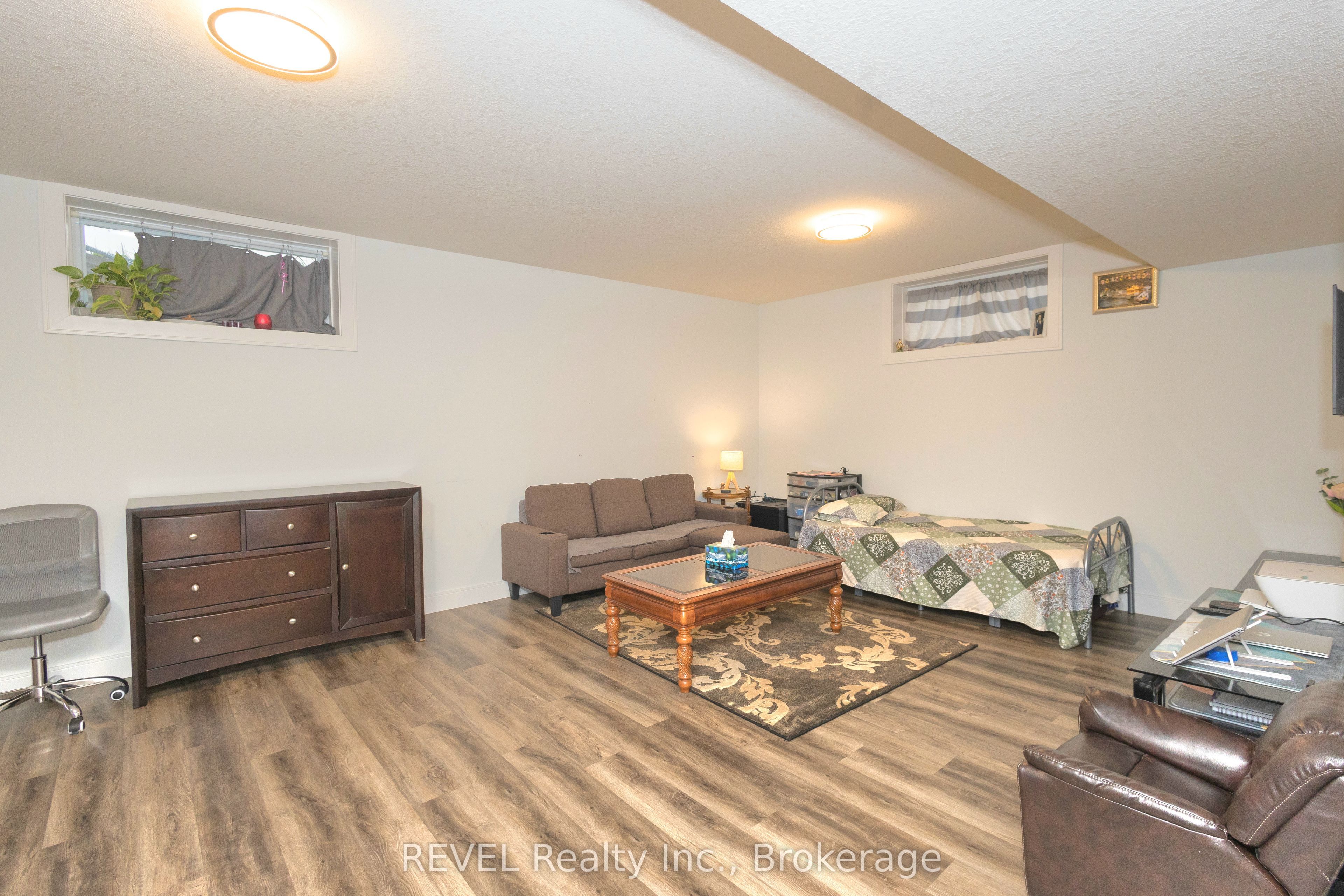 200 Snyders Avenue