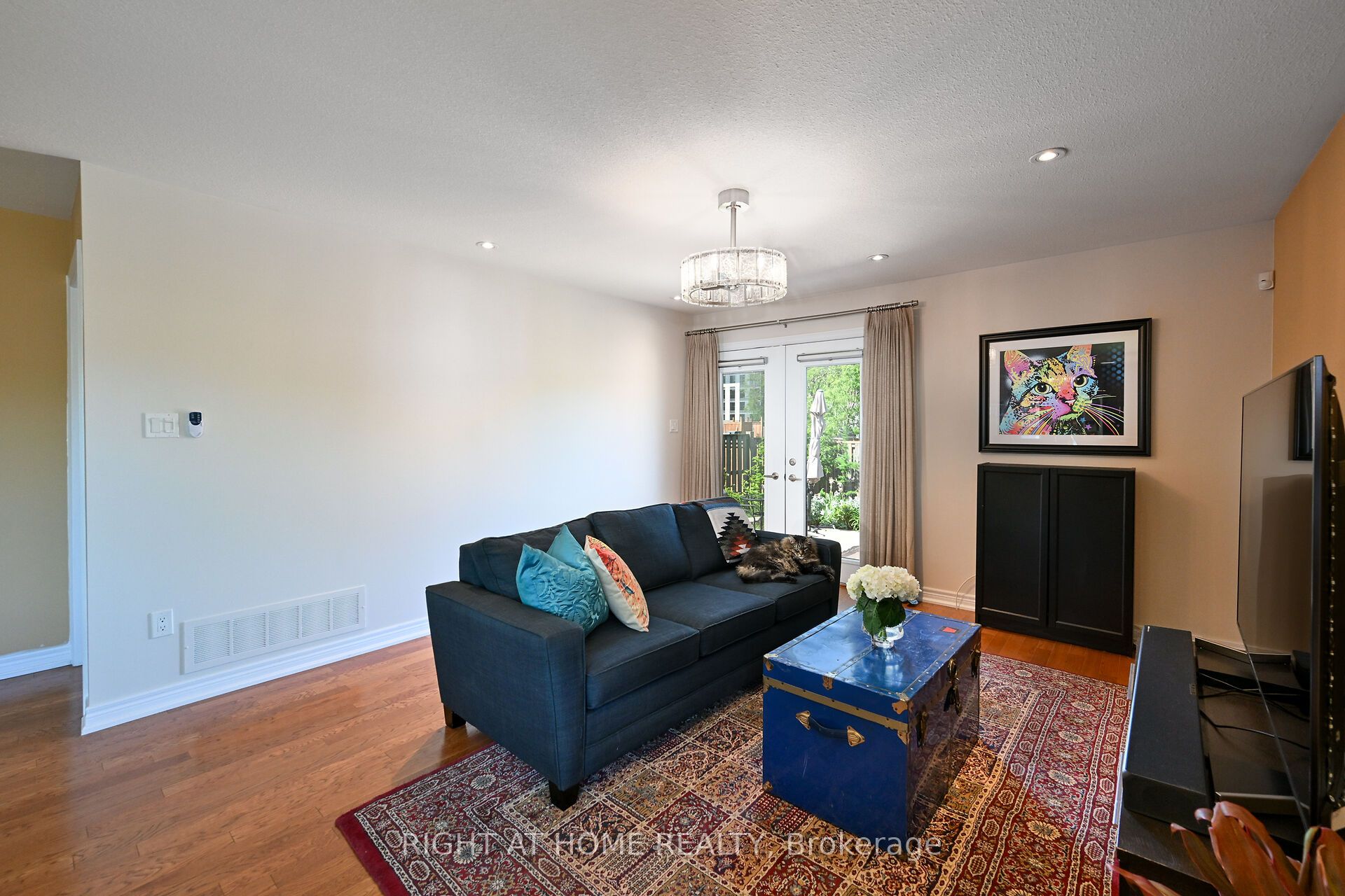 28 Woodburn Avenue