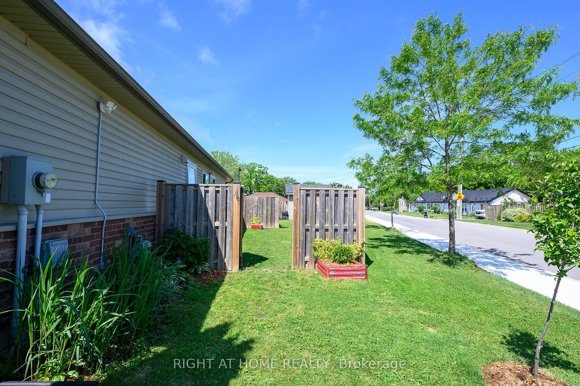 28 Woodburn Avenue