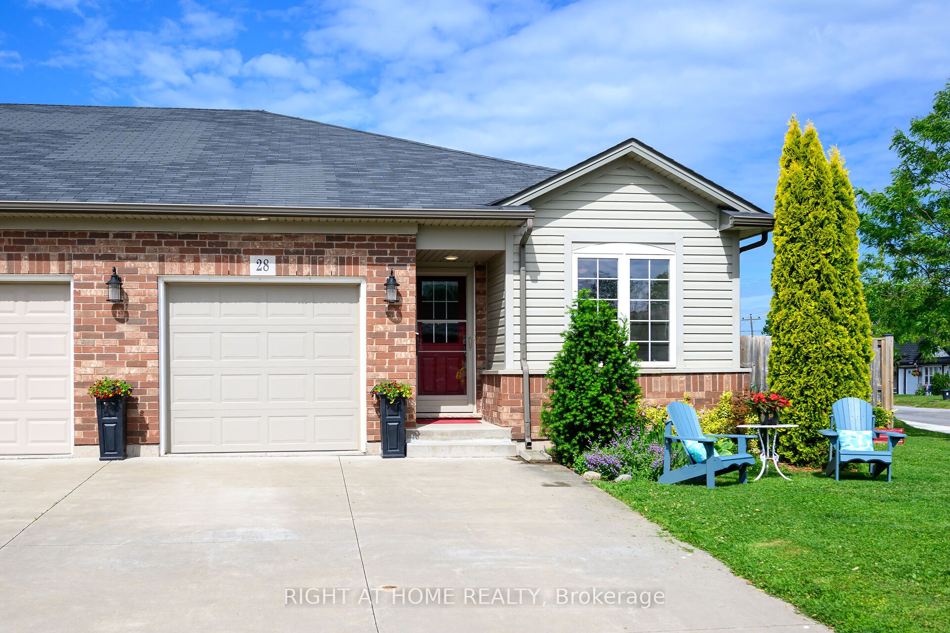 28 Woodburn Avenue