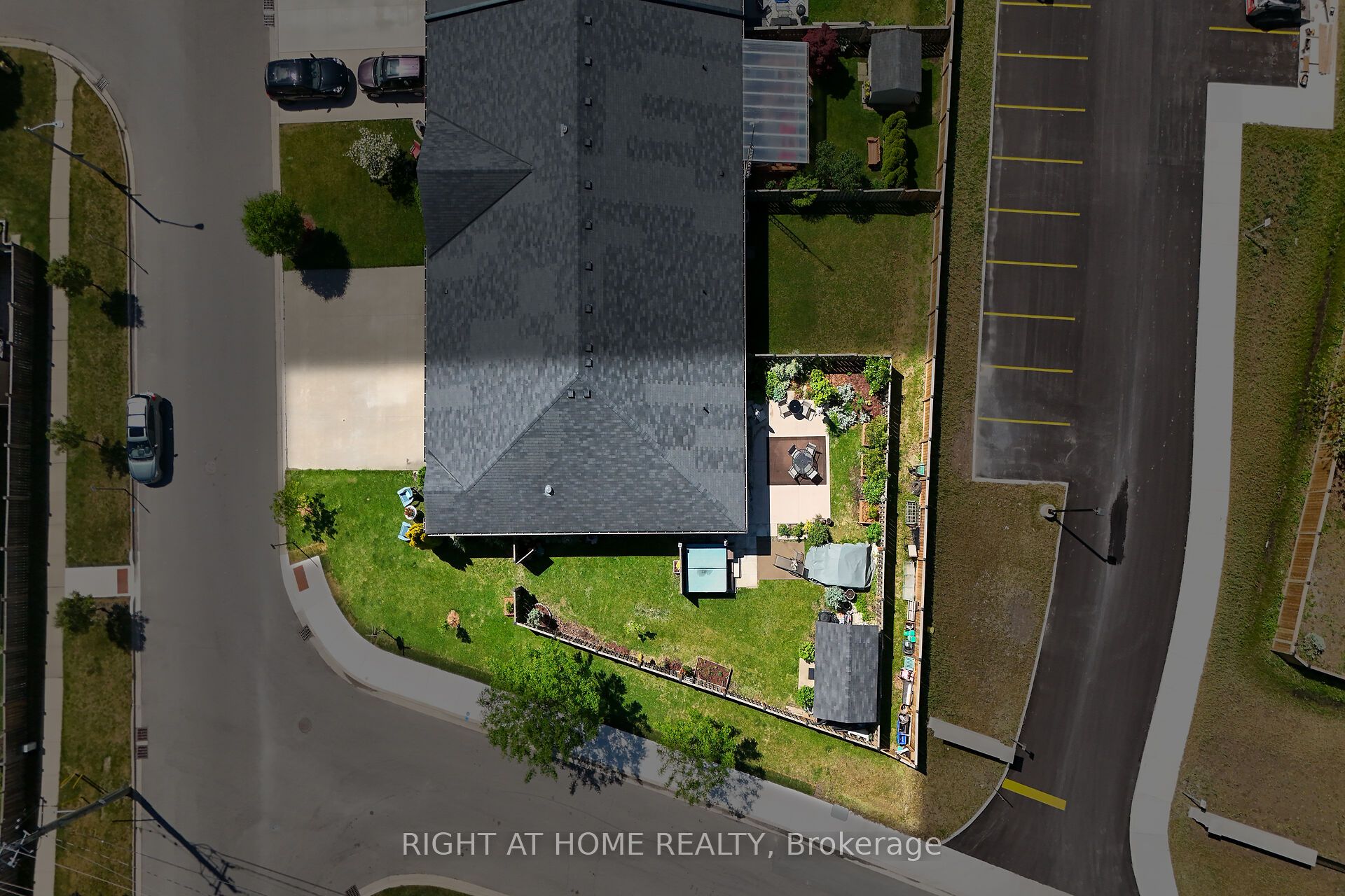 28 Woodburn Avenue