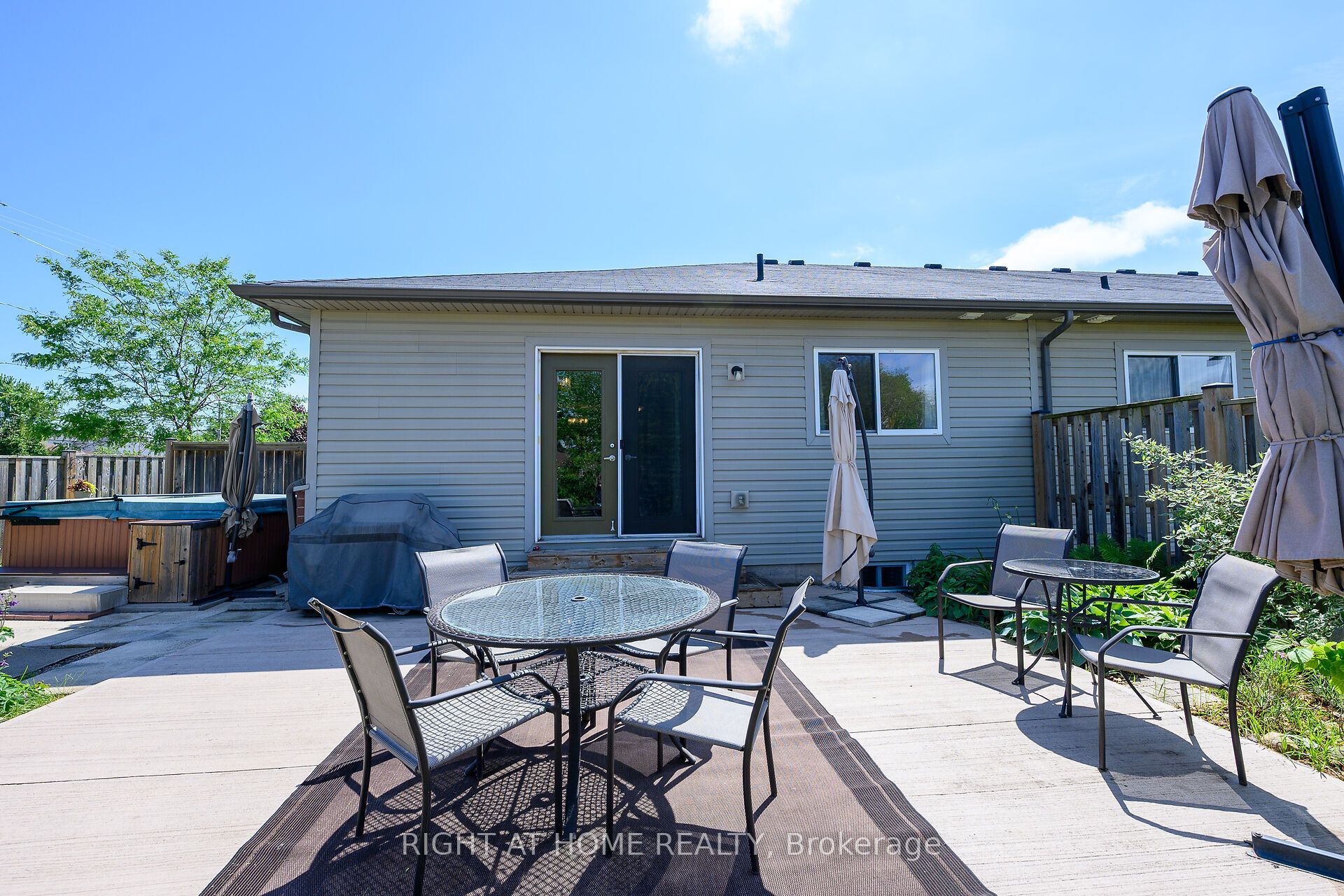28 Woodburn Avenue