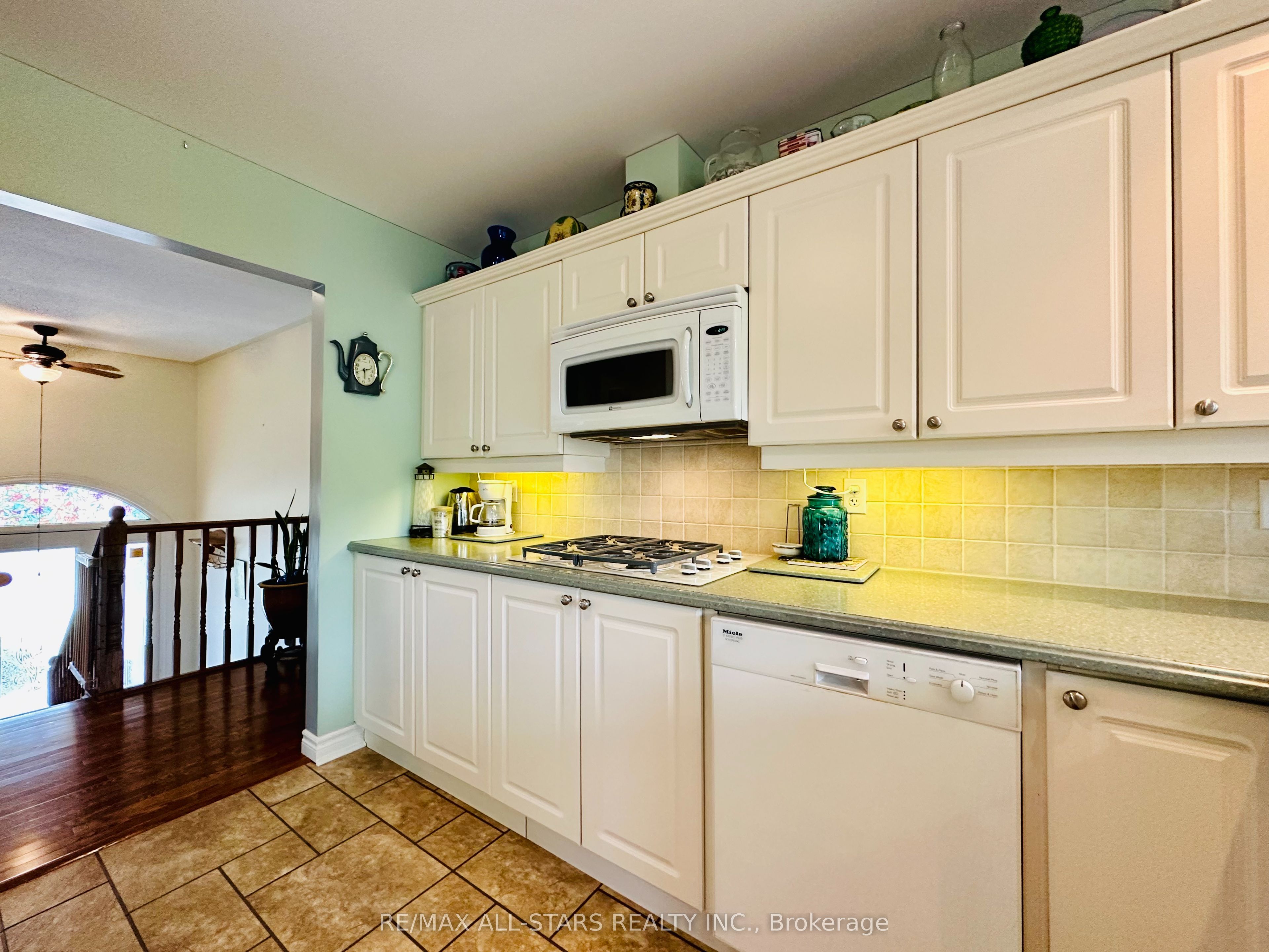 62 Cedartree Lane
