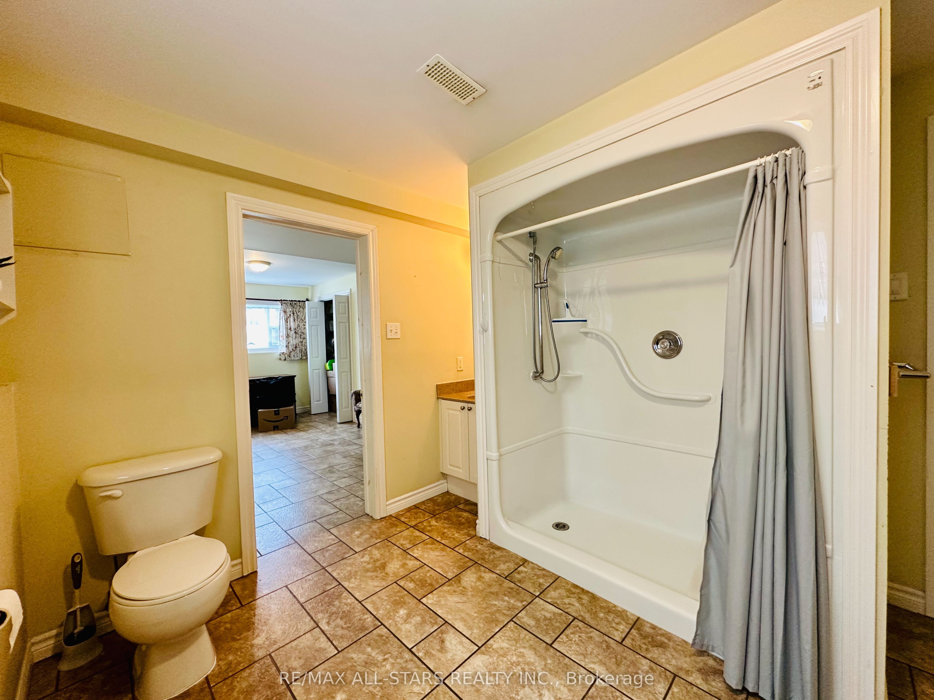 62 Cedartree Lane