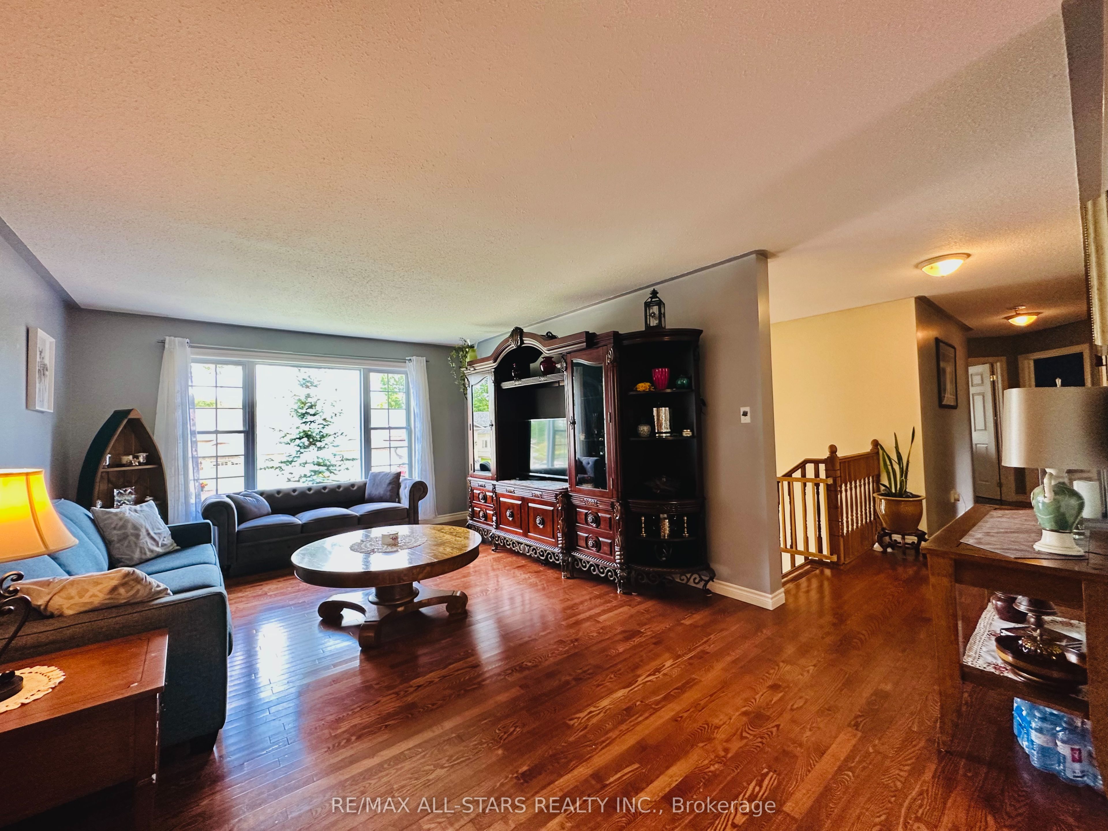 62 Cedartree Lane