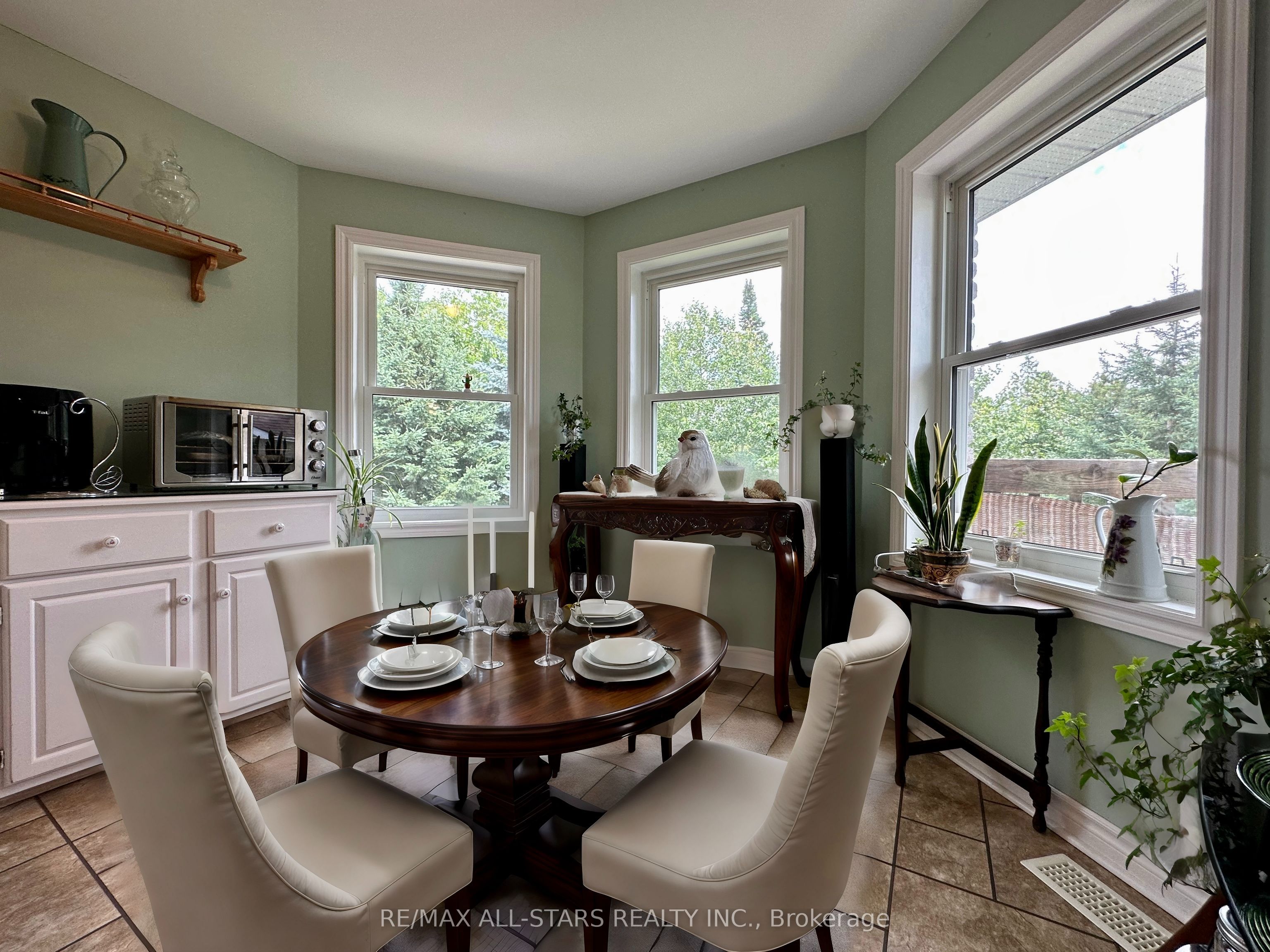 62 Cedartree Lane