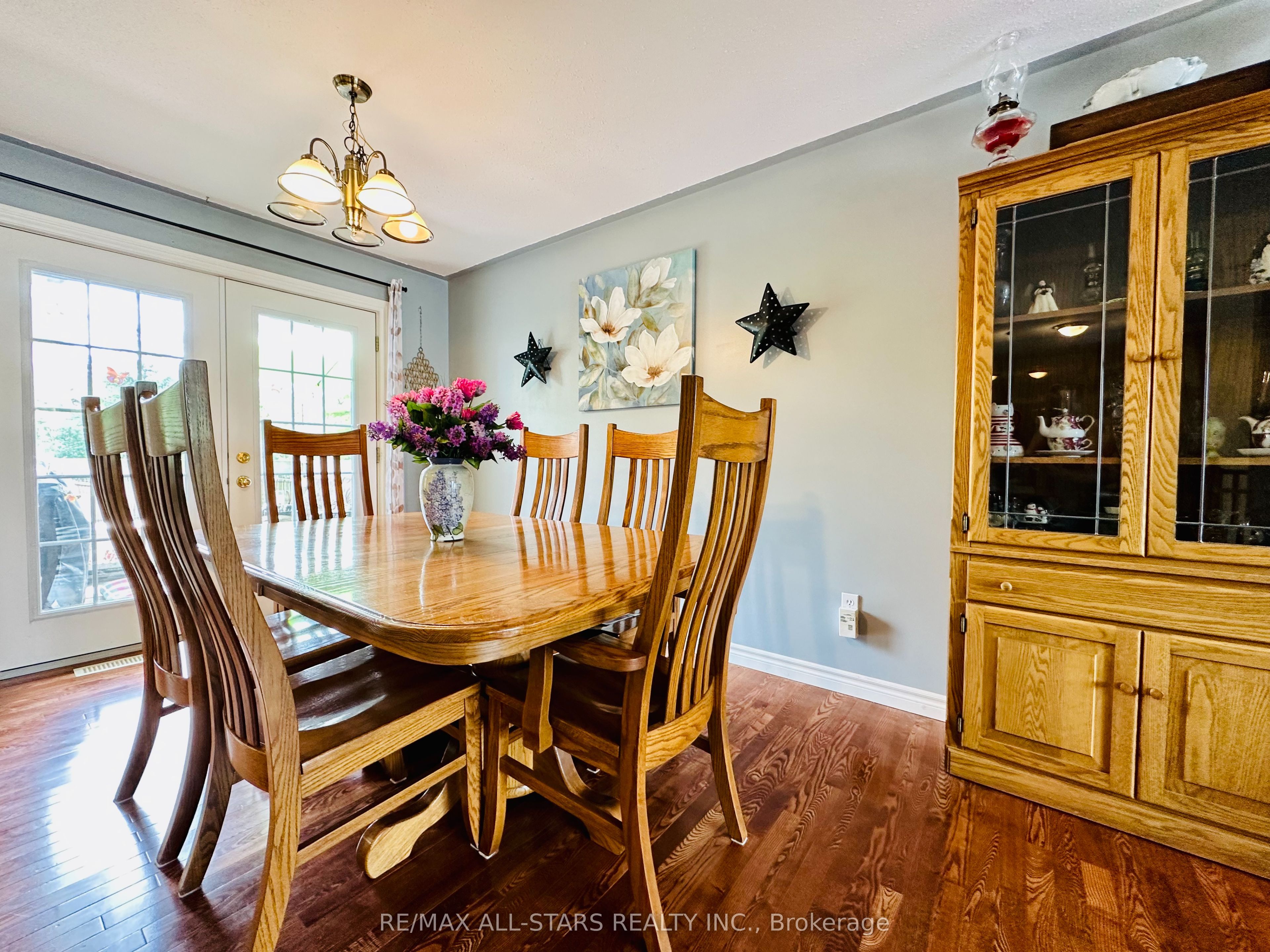 62 Cedartree Lane